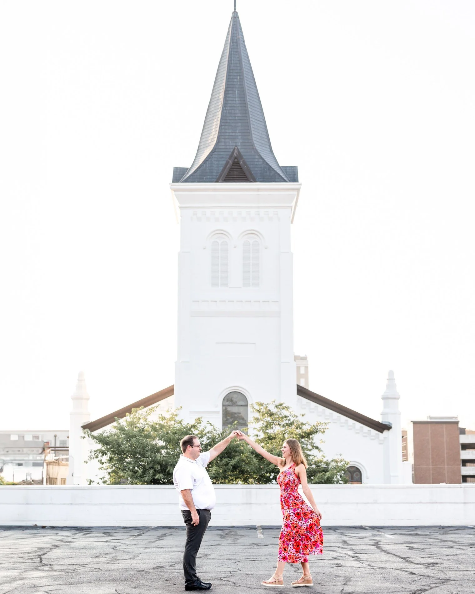 Save this for engagement photo inspo!