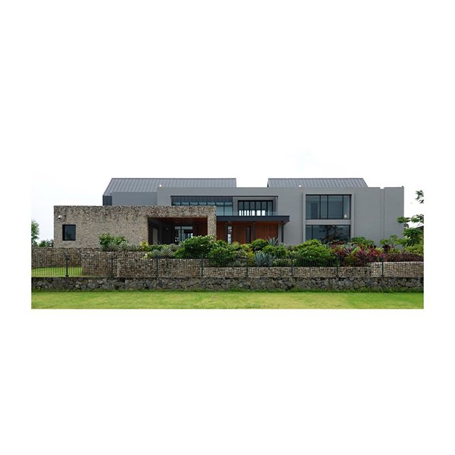 Here is a full frontal of our Yangon House. The challenge for this project is the lack of local resources on many building products and construction knowhow which create a high learning curve for us and the local team to achieve what we designed. Stoneworks for the facades are actually stones found on site and the backfilling for the site foundation are filtered river sand right next to the site.