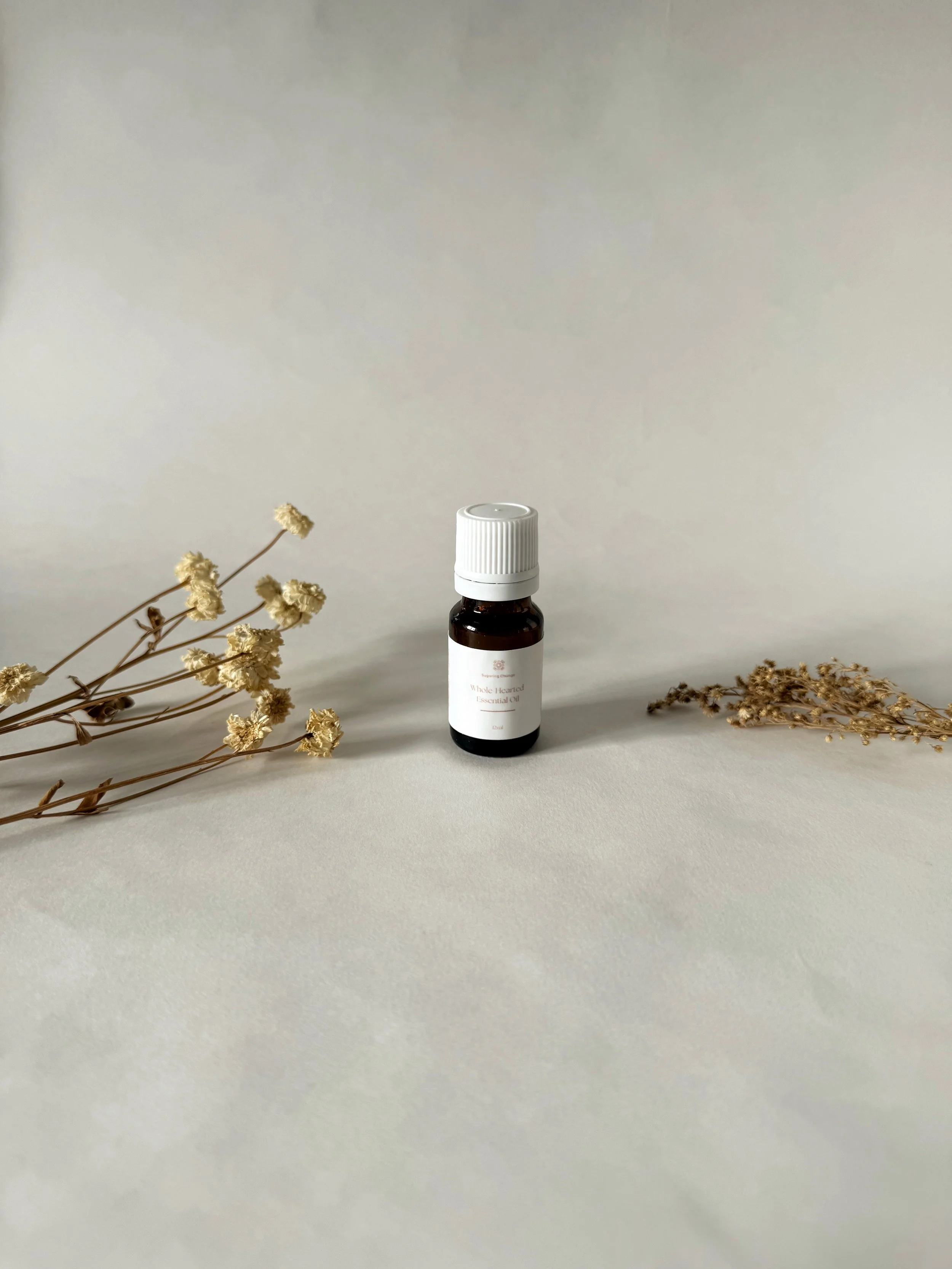 EssentialOil003.jpg