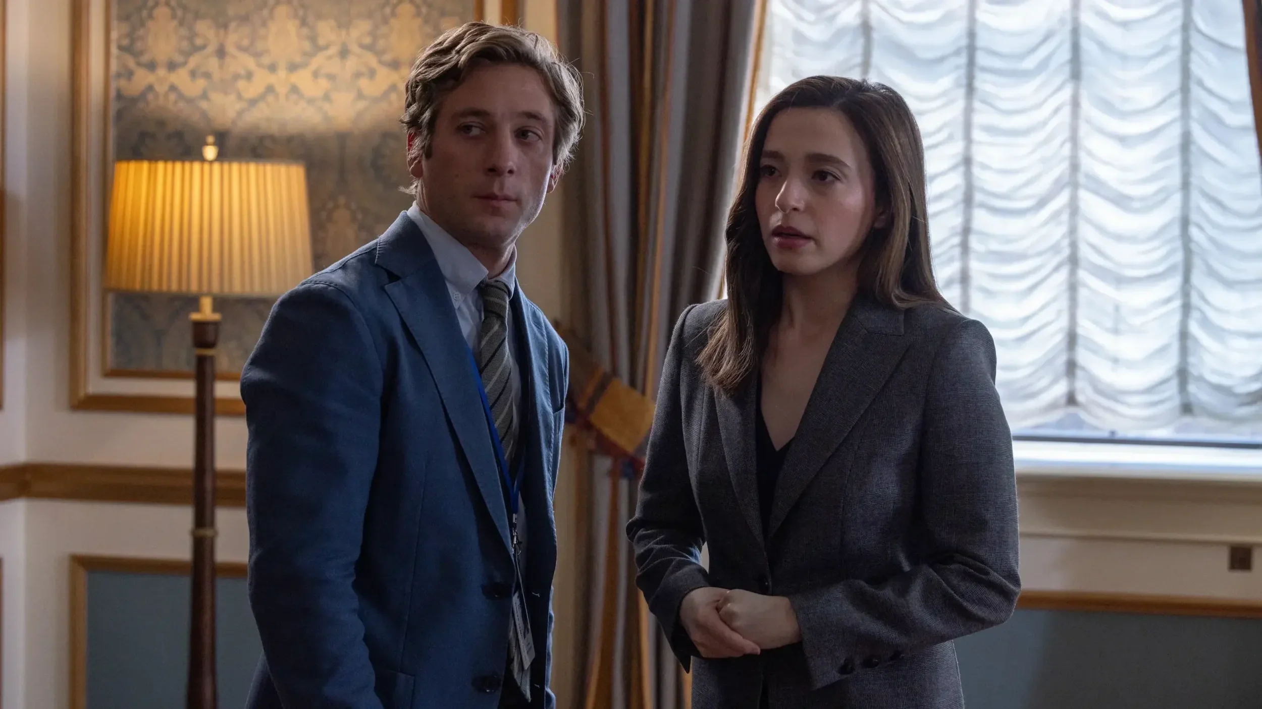 Wall Street Journal investigative reporter Jeff Horowitz (played by Jeremy Allen White) stands beside Facebook data engineer Frances Haugen (Mikey Madison) in the film The Social Reckoning.