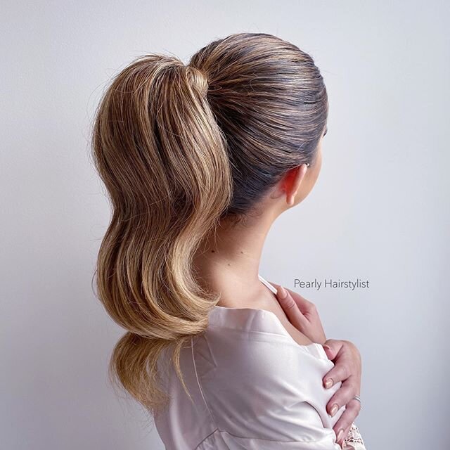 Barbie&rsquo;s ponytail! 
A timeless hairstyle ! .
.
#modernhair 
#hair #ootd #hairstyle #behindthechair
#bridalupdo #melbournehairstylist #hairinspo #haireducation #tonyastylist #bride #melbournebridalblogger #wedding #style #fashion #hairvideos #ul