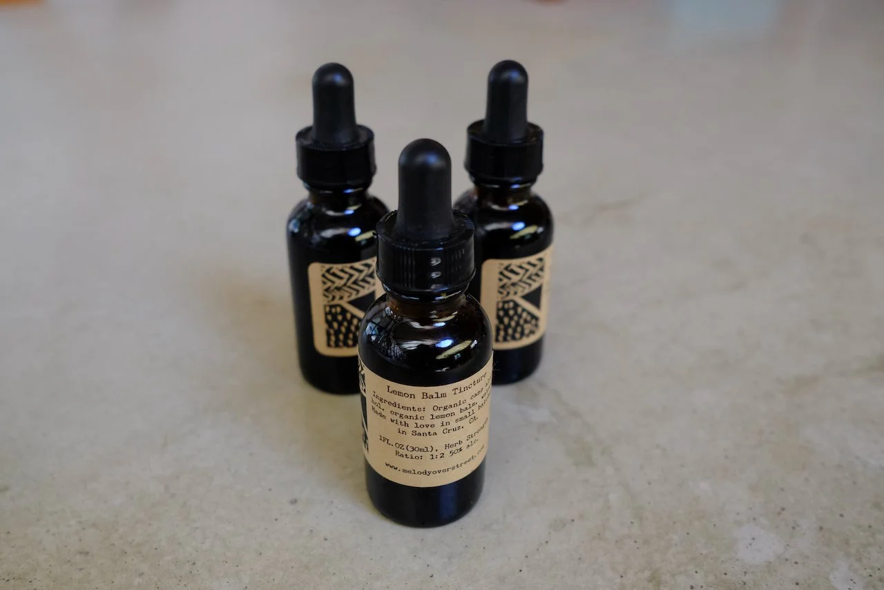 MO Webstore  - Tincture Lemon 02.jpeg