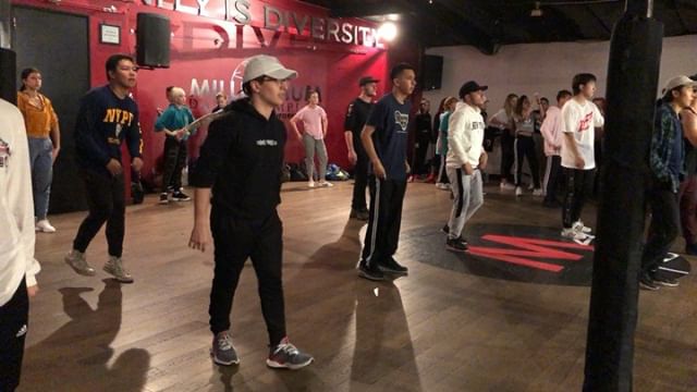 2019 vs 2013
Matt introduced me to hip hop over 6 years ago from across the world, on youtube.
Yesterday, I took one of his ‘real’ classes. 😂
Looking forward to growing in 2019.
Choreo: @mattsteffanina @baileysok1 •
•
•
•
•
#danceprogress #mattstefanina #milleniumdancecomplex #dancevideo #losangeles