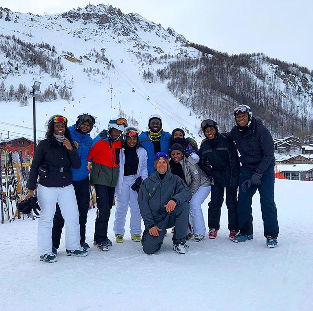 First day on the snow. A completely new experience for this amazing crew, we hope to see you next year.
.
.
.
.
.
.
#skiing #firstday #experiencemore #fun #friends #lovingit #africanskier #nigeria #valdisere #getoutstayout #wintersport #skiistructor 