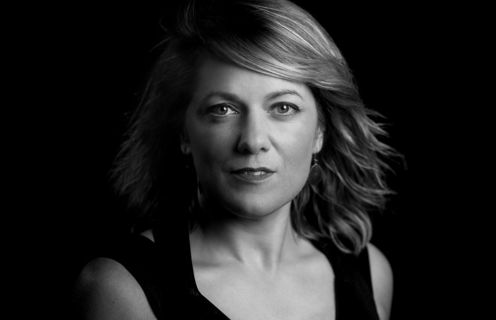 Edele+Rising+Final+bw-1.jpg