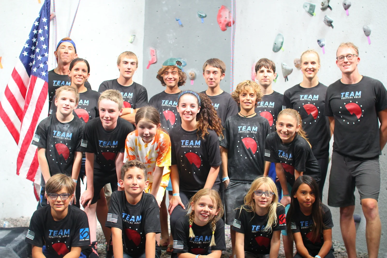 vertical-hold-youth-team-002.jpg