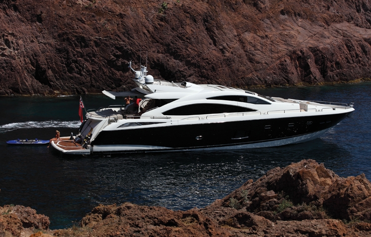 Charter-luxury-yacht-ALVIUM-in-Ibiza-next-summer.png