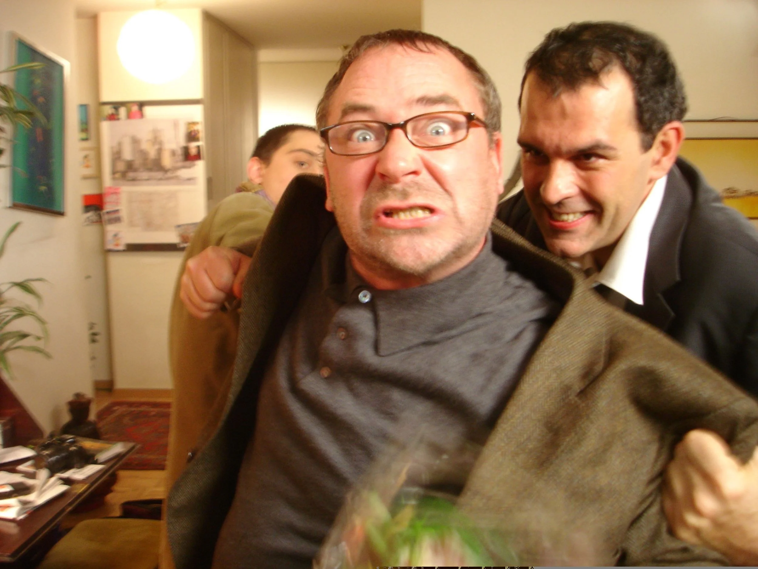 scar_aff_150413-2.jpg