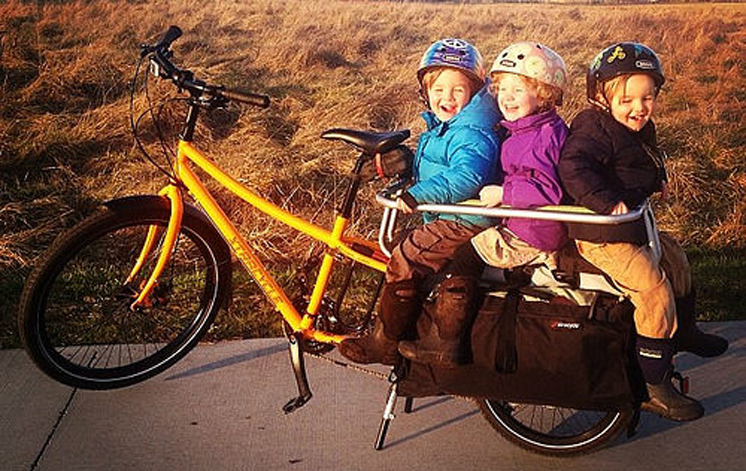 On the Xtracycle Edgerunner, kids ride on the “Flight Deck” and are secured by the “Hooptie” ring. It really is this much fun! Try our demo Xtracycle for a weekend with your family and see how it stacks up.