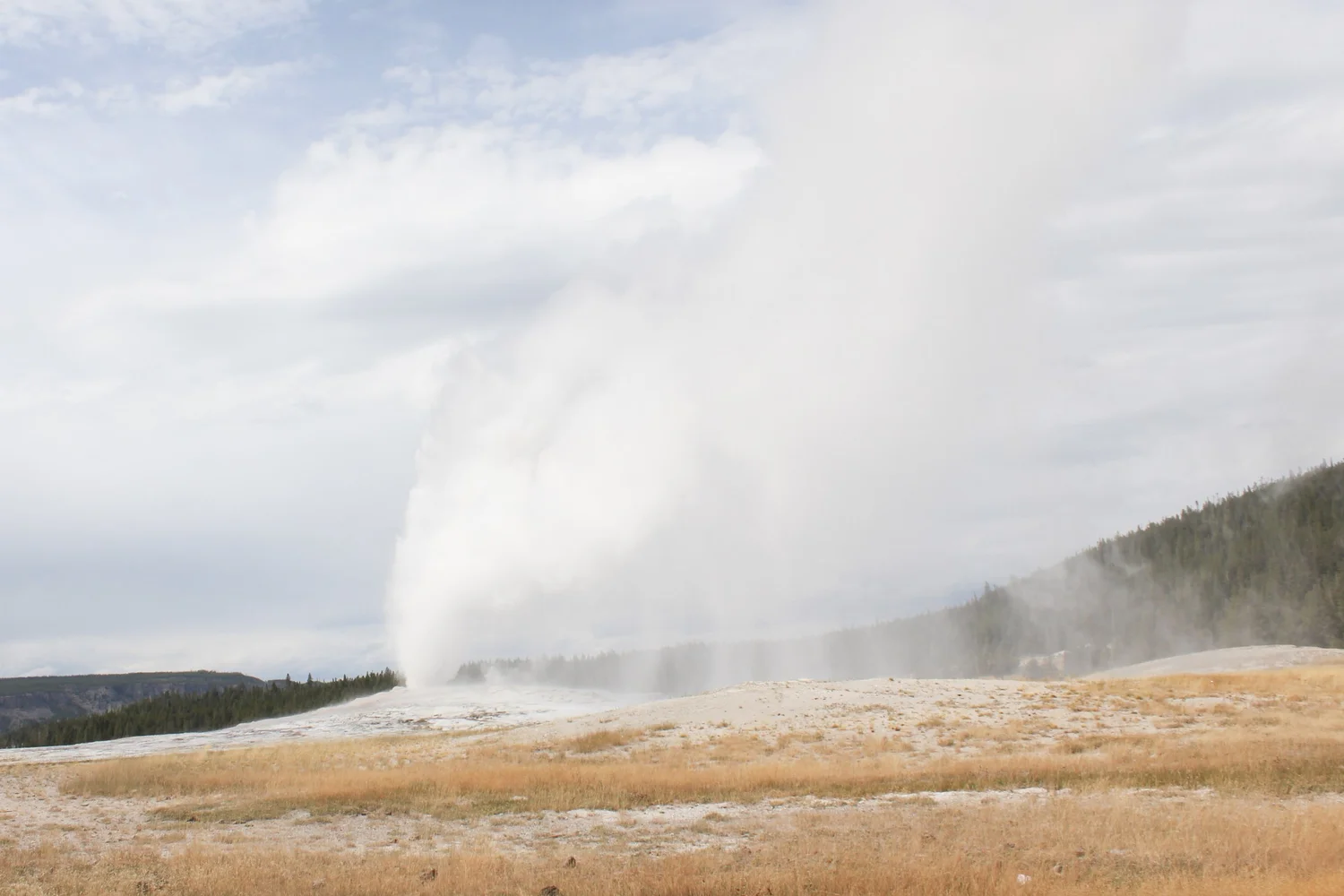 Yellowstone National Park - Old Faithful | britt vasina