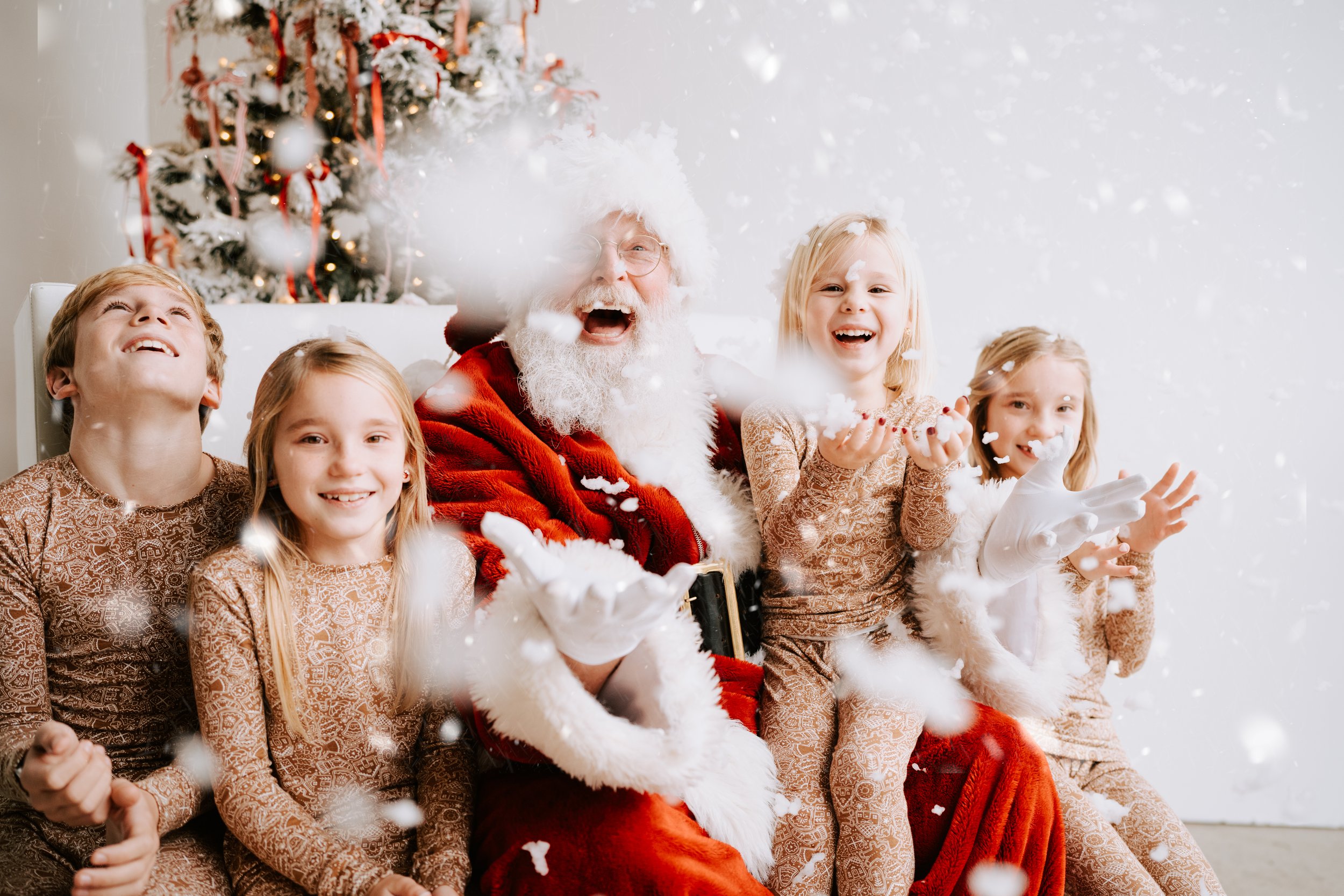 BrigetteBillupsPhotography_Santa2023_Miller-21.jpg