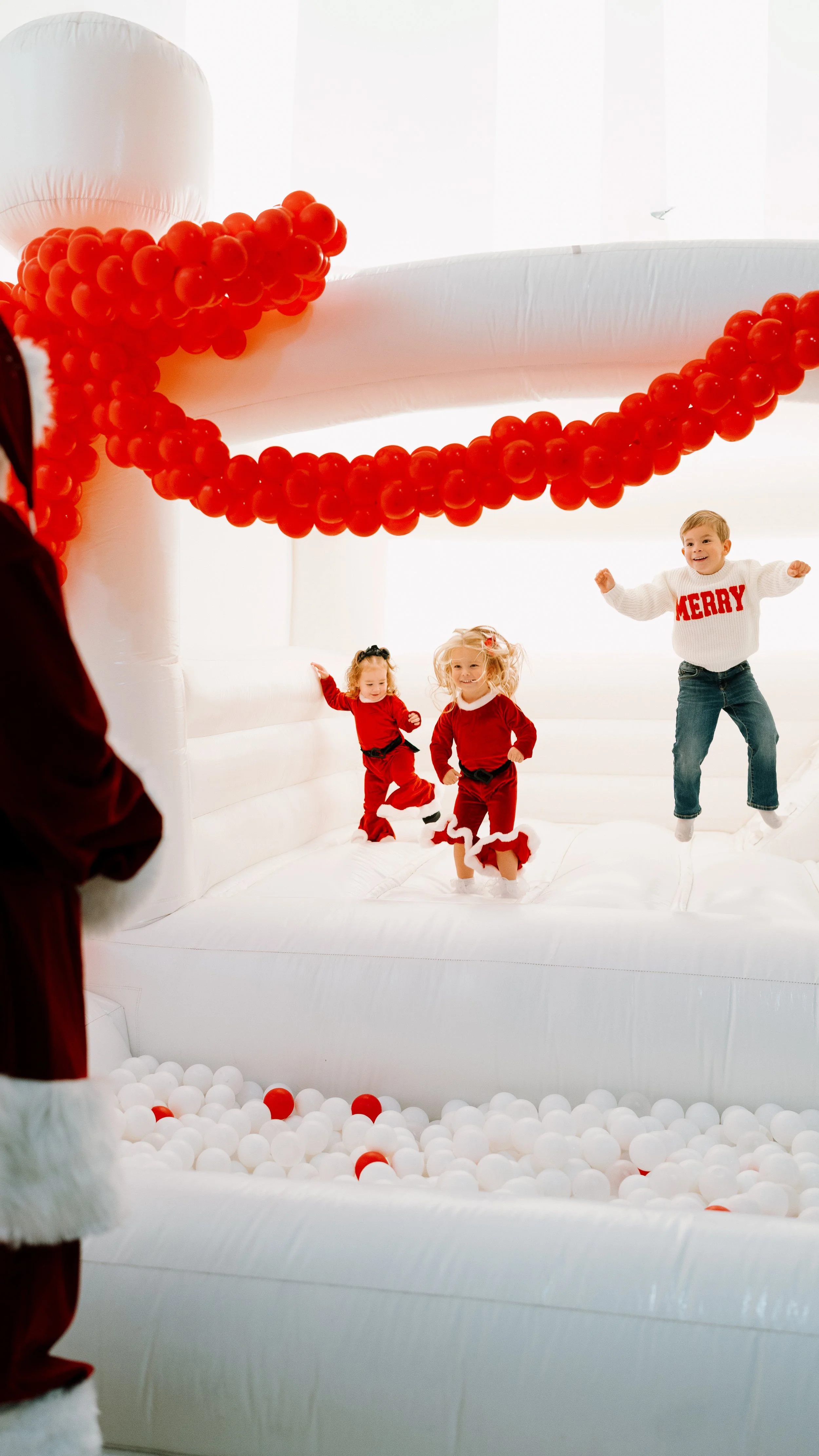 BrigetteBillupsPhotography_SantaExperience2025_Rice-20.jpg