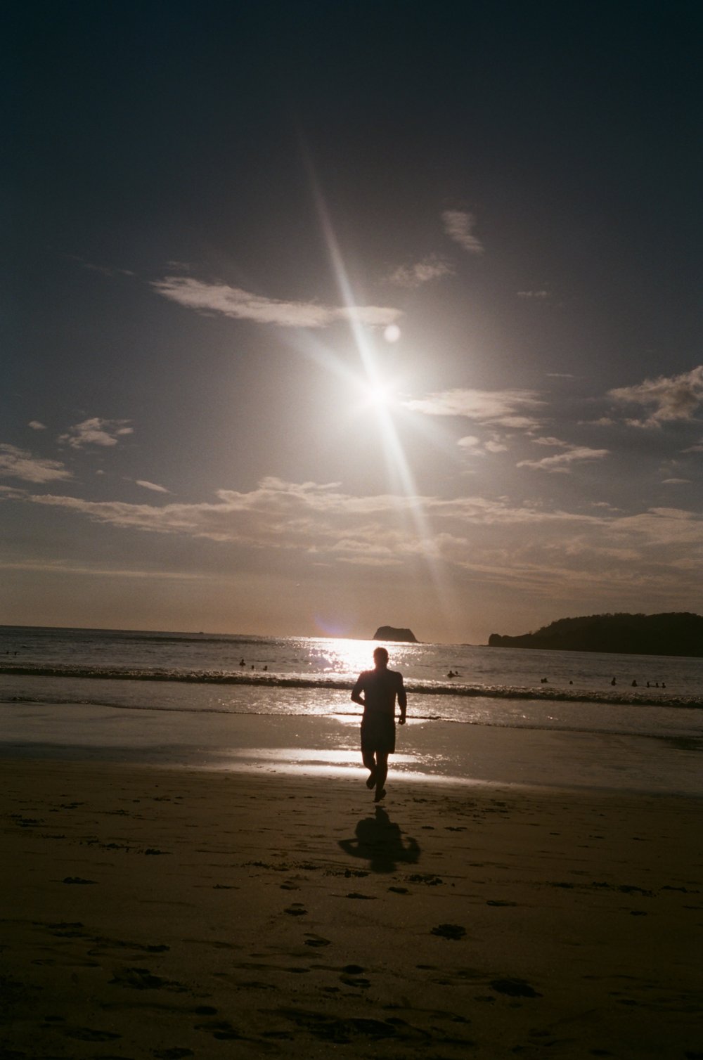 costa-rica-surfing-beach-surf-film-diaries-000975660018.jpg