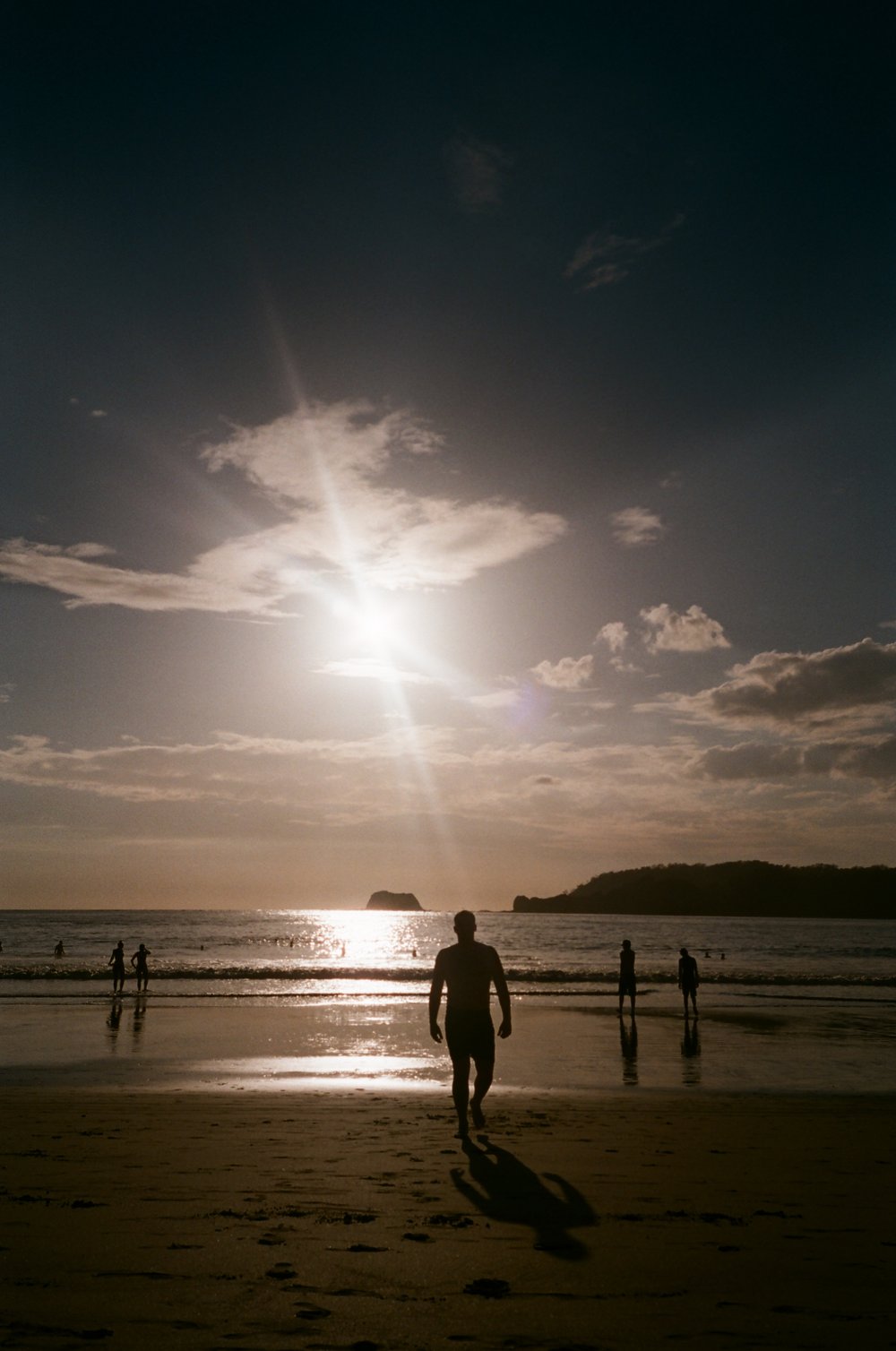 costa-rica-surfing-beach-surf-film-diaries-000975660017.jpg