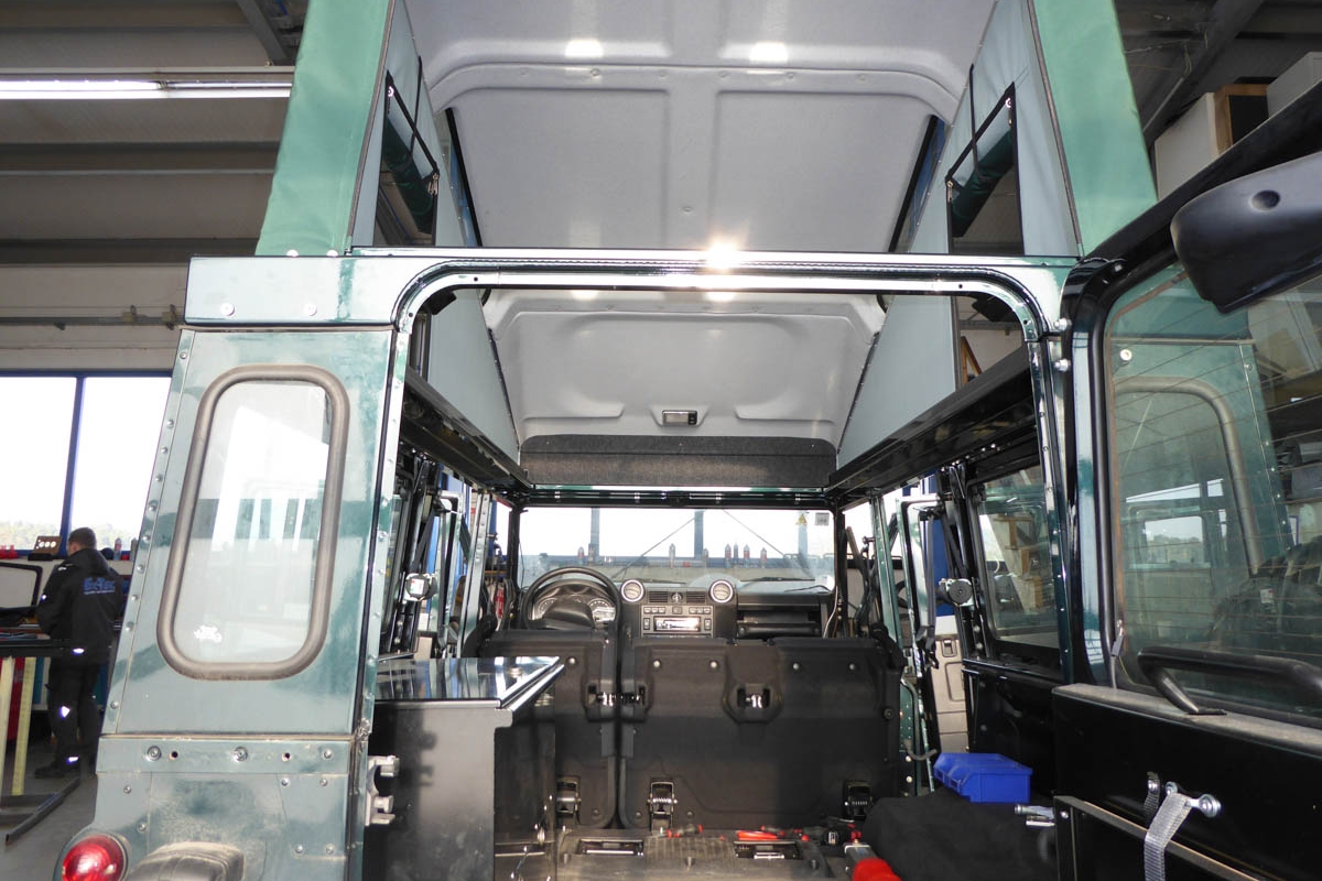 Ex-Tec Defender dunkelgrünmetallic View-Tent grün