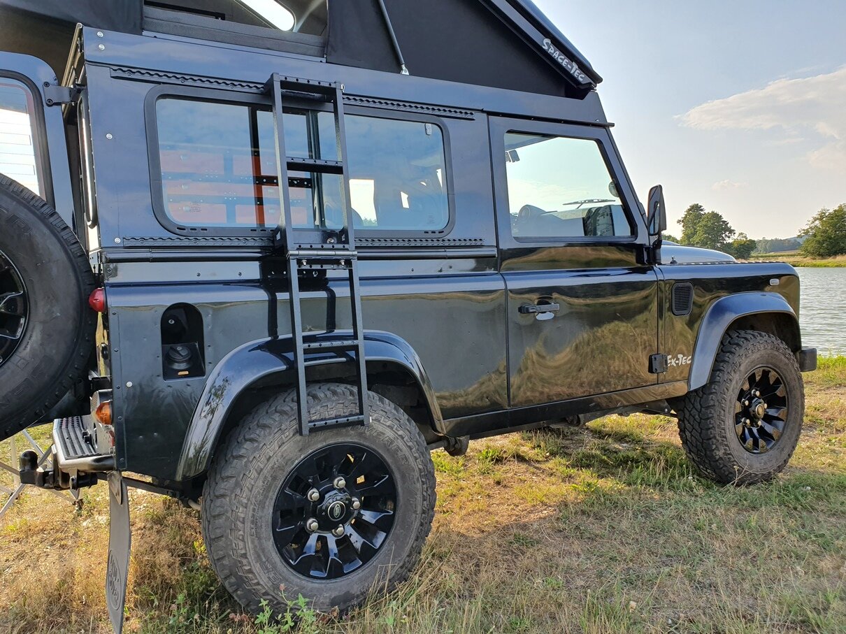 Hubdach-Klappdach-Aufstelldach-Landrover-Defender90-17.jpg