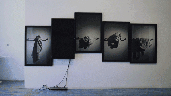 5267101_orig.gif