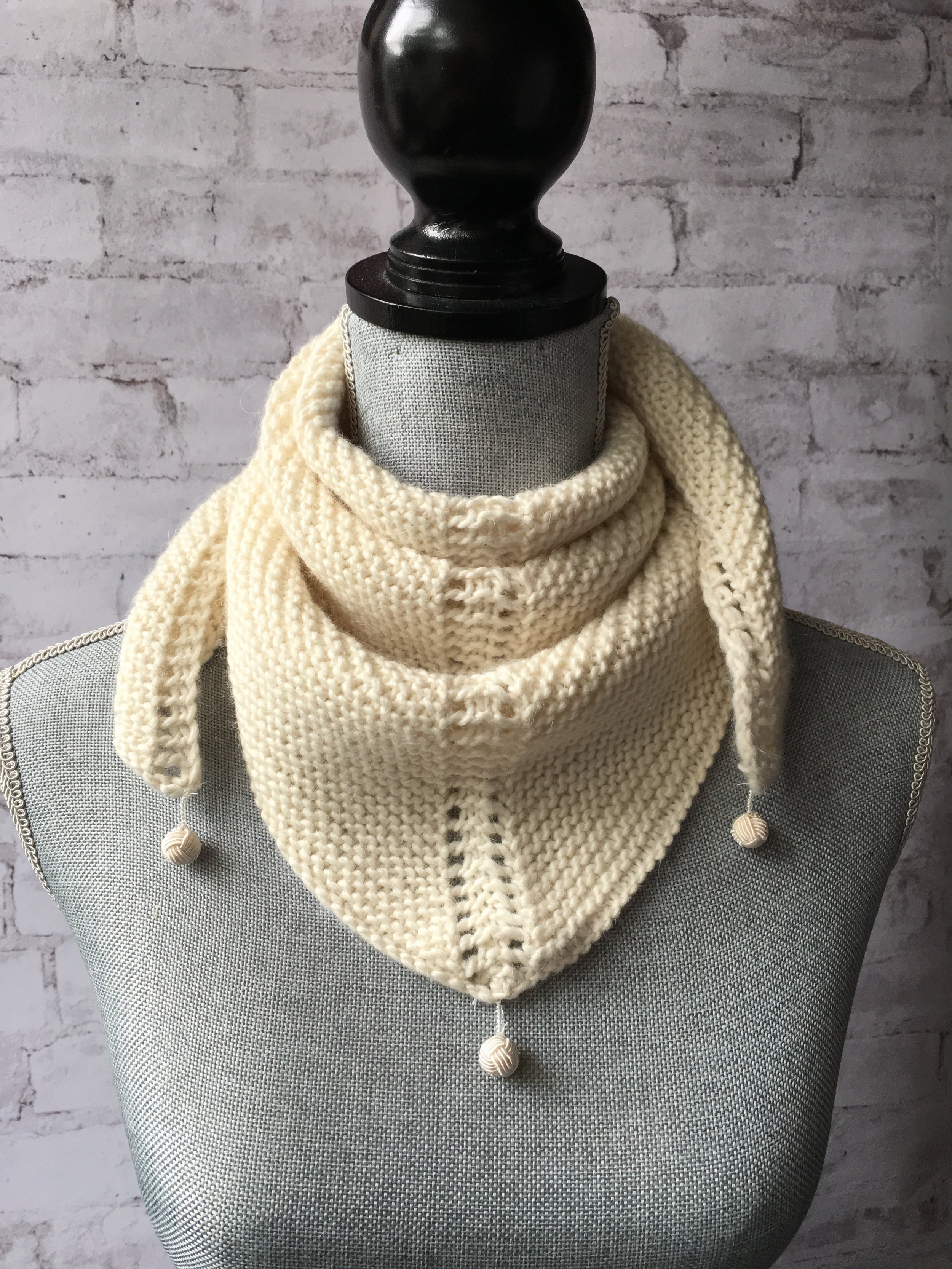 Dovetail Scarf (Worsted) Kit