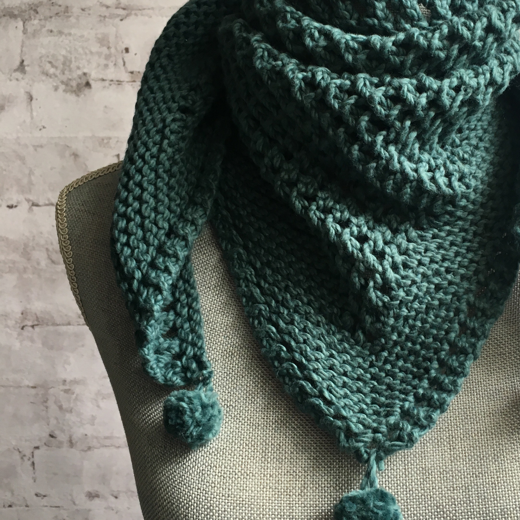 <strong>Count 2 Nine Shawlette</strong><br>$38.00<br>.