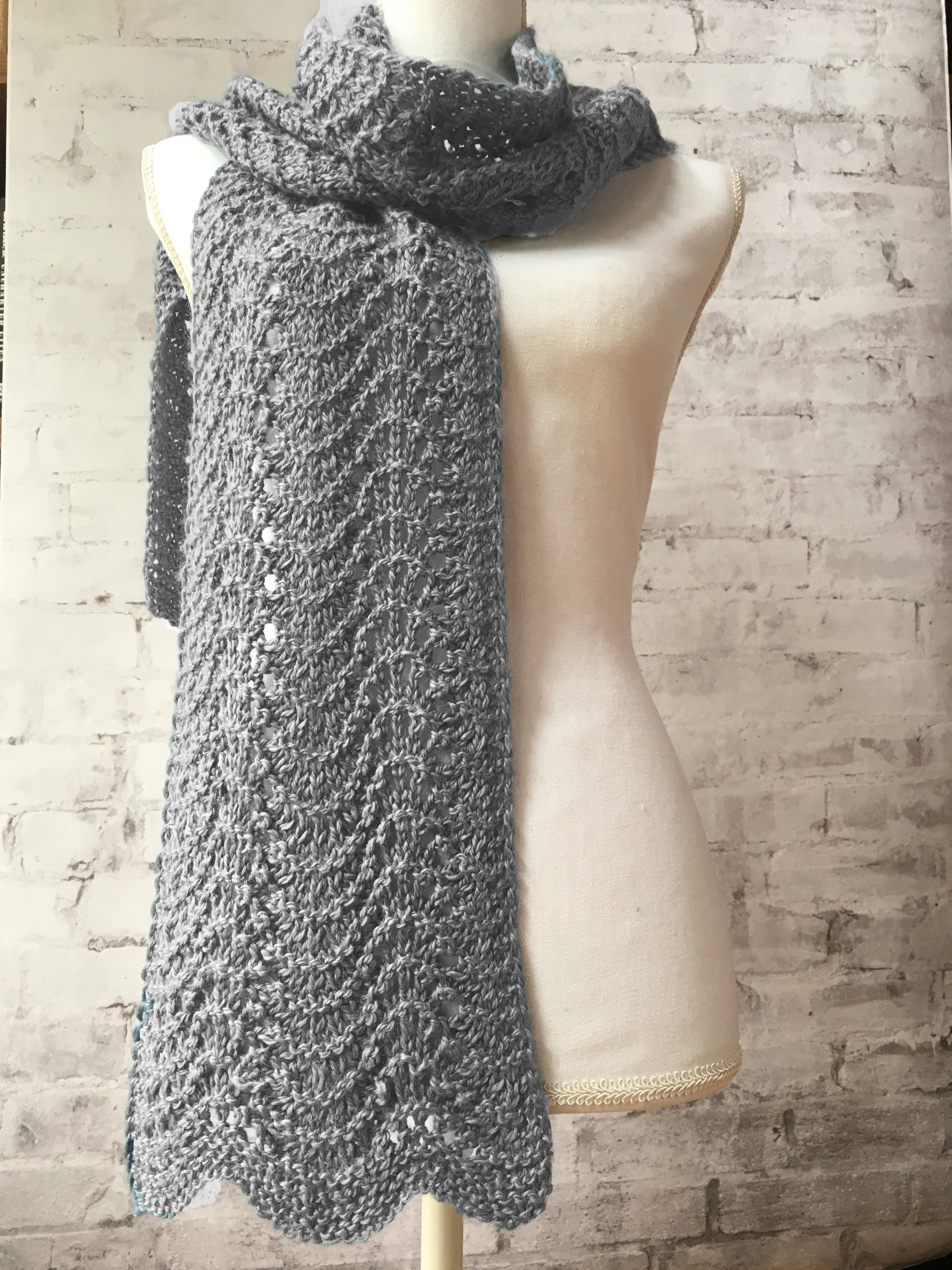 argue CLASSIC KNIT with scarf/GRAY