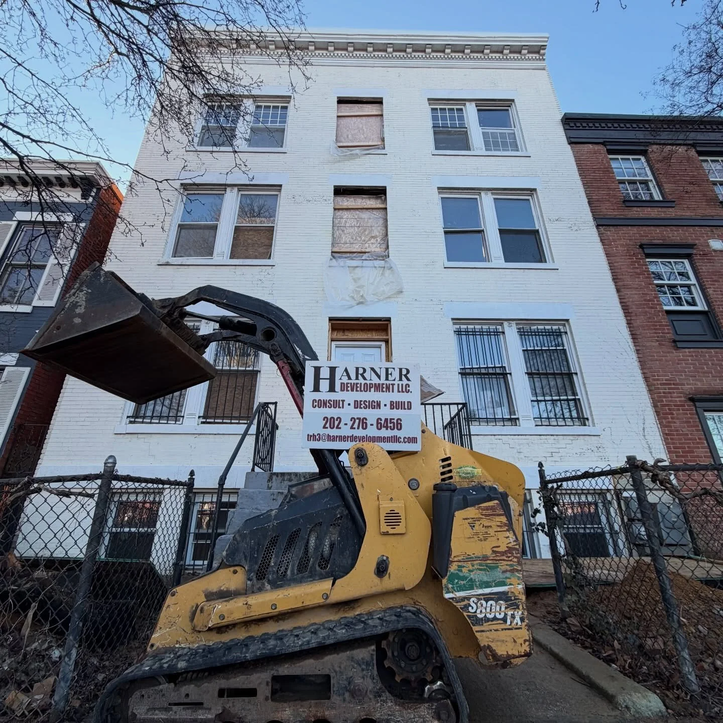 Rough Framing 8,000 Sq Ft. ~ 9 Units. 3 Levels + Basement ~ (Job is not complete) 
📍Capitol Hill, Washington, D.C. 
Contact us for any questions. We can build anything. 
&bull;
&bull;
#washingtondc #framing #roughframing #capitolhill #construction
