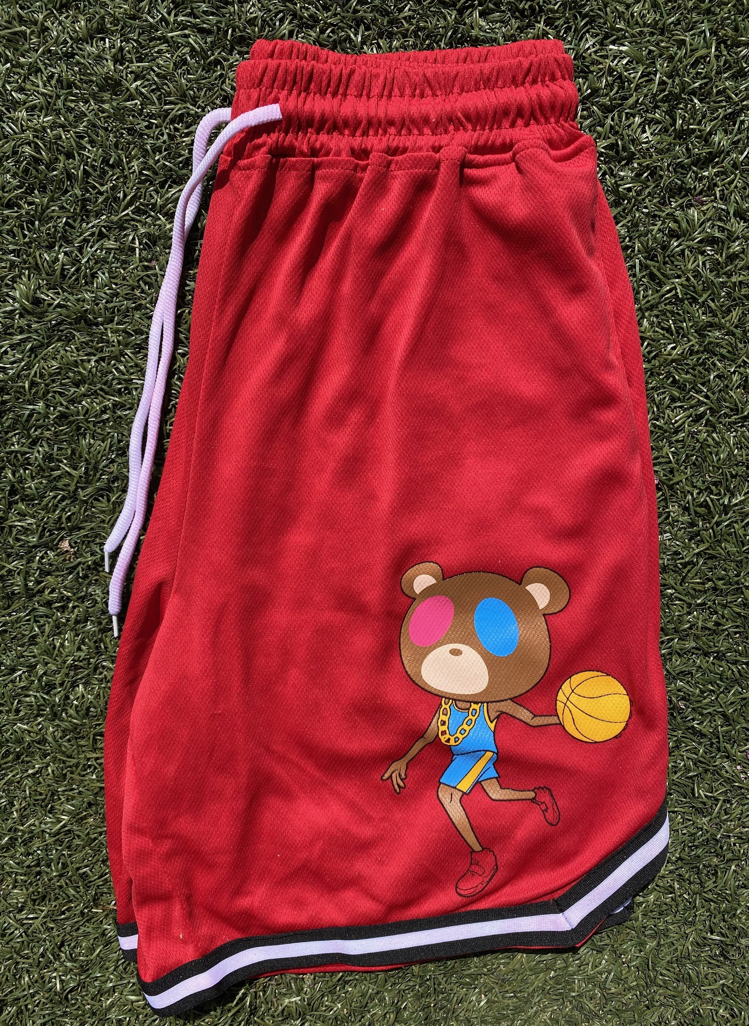 GRADUATION BEAR shorts