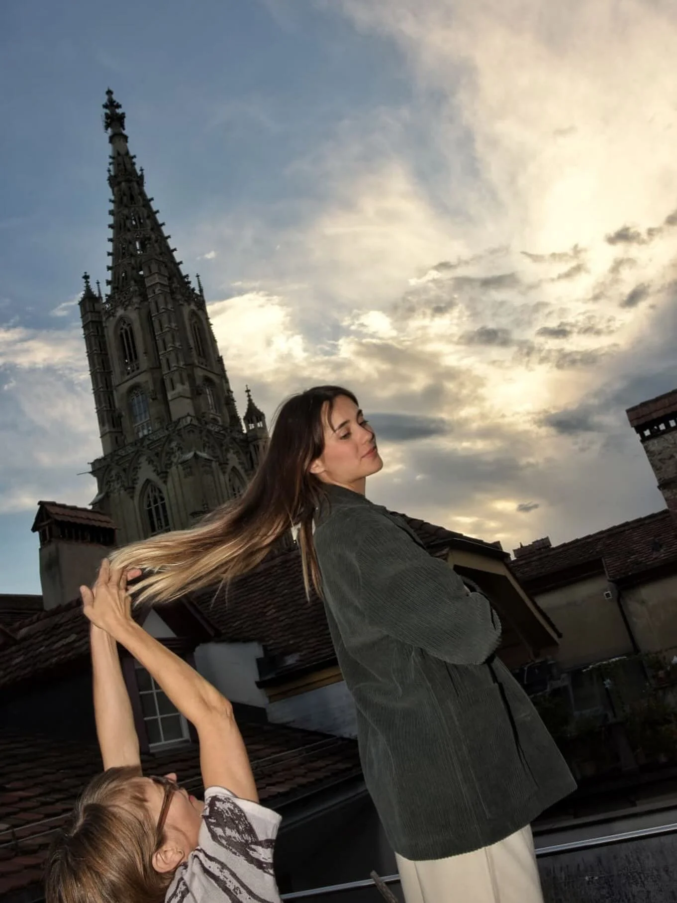 💌 Sch&ouml;nes direkt in dein Postfach&hellip;..

🔗 Link in Bio #suscribeournewsletter 
&mdash;&mdash;&mdash;&mdash;
#behindthecenesphotography 
 @tim.davoli 
&mdash;&mdash;&mdash;&mdash;
#boutique #slowfashion #oldcityofbern #newsletter