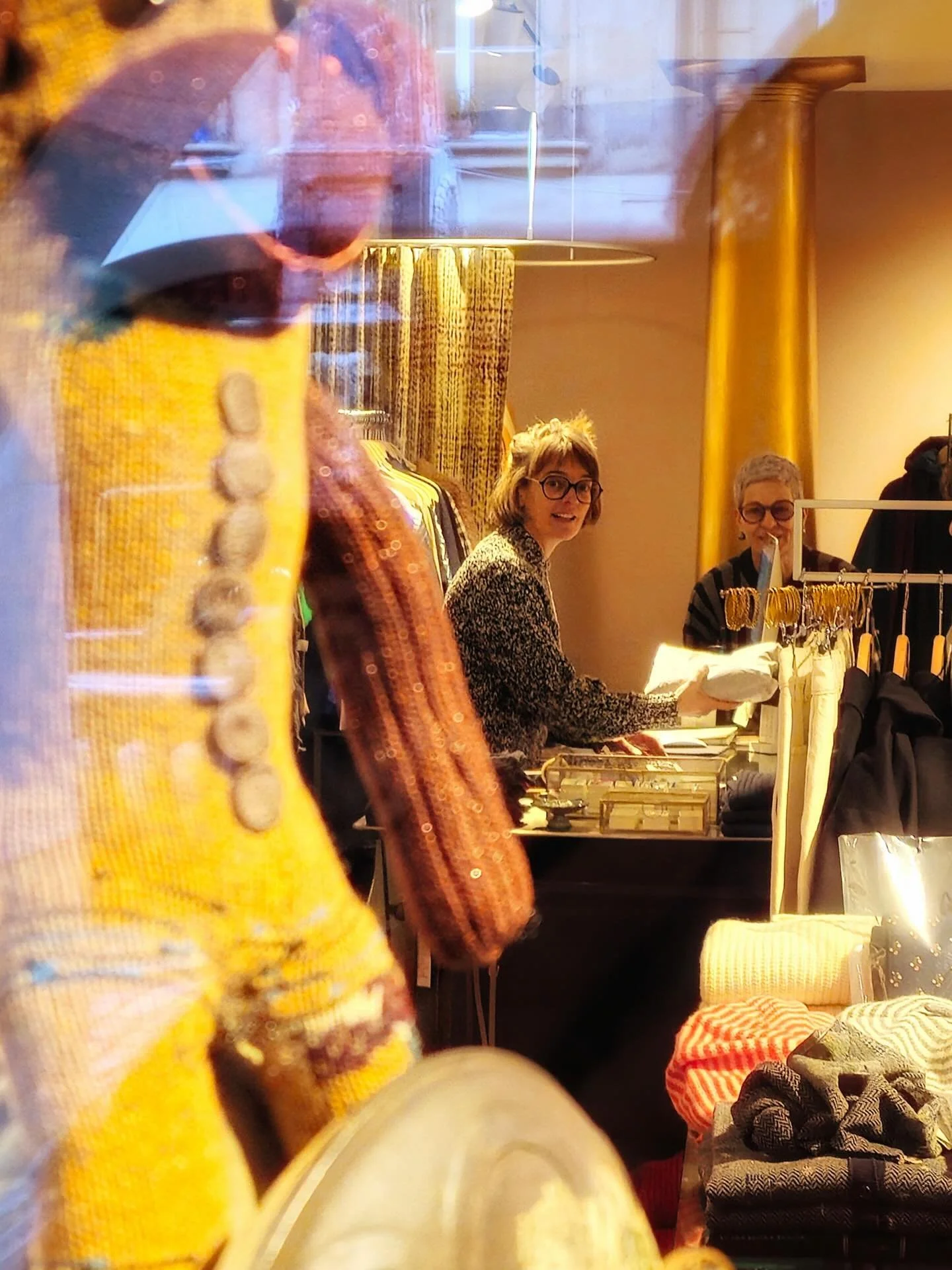 🌟Zus&auml;tzliche &Ouml;ffnungszeiten🌟 

Sonntag, 21. Dezember: 12:00&ndash;16:00 Uhr

Montag, 22. Dezember: 11:00&ndash;18:30 Uhr

Dienstag, 23. Dezember: 11:00&ndash;18:30 Uhr

Mittwoch, 24. Dezember: 10:00&ndash;14:30 Uhr

Samstag, 27. Dezember: