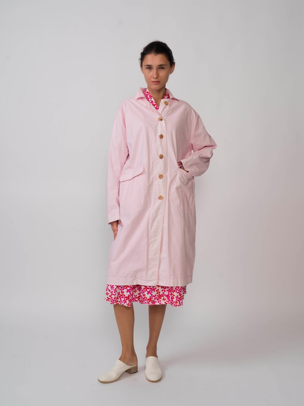 🌷Ciao primavera 🌷
&mdash;&mdash;&mdash;
#coat -  beschichtet Leinen - @hannohwessel 
#slowfashion  made in italy
#rytzbern