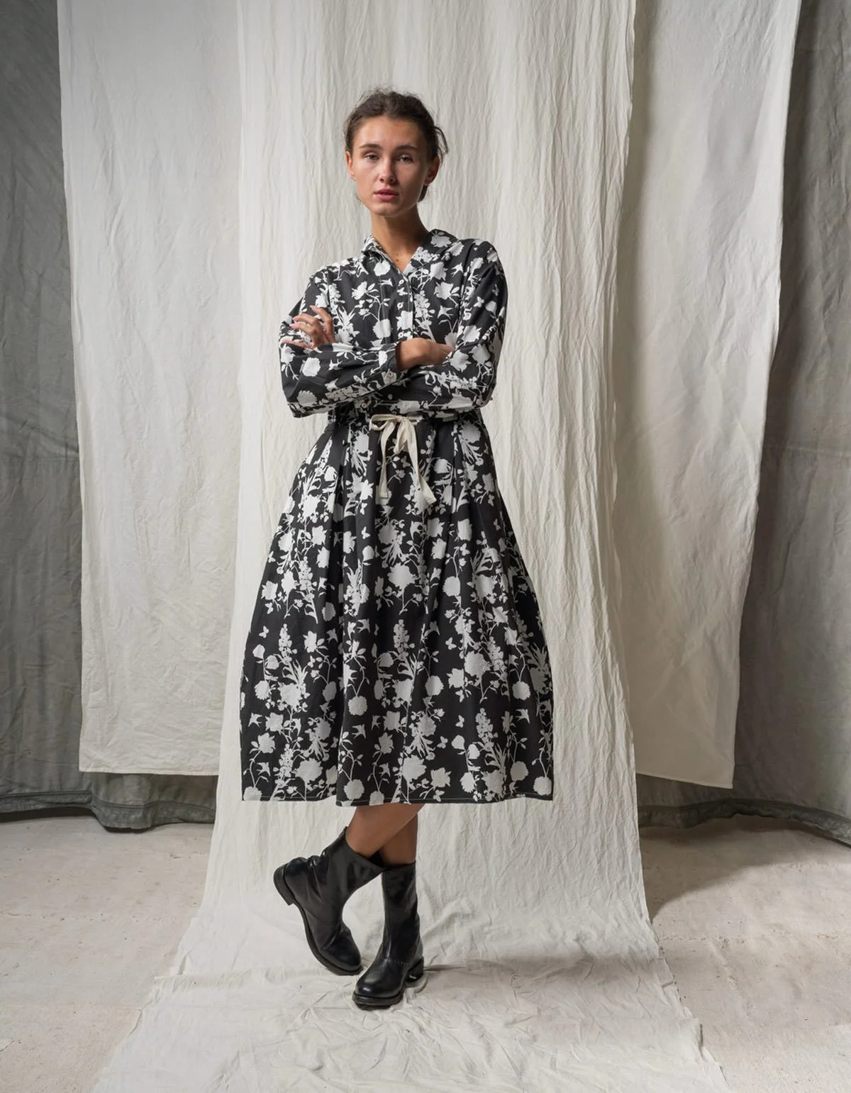 &bdquo;Autumn is the spring of winter.&ldquo; 
&mdash; Henri de Toulouse-Lautrec
&mdash;&mdash;&mdash;&mdash;
#autumndress @hannohwessel #madewithlove 
&mdash;&mdash;&mdash;
#slowfashion #rytzbern