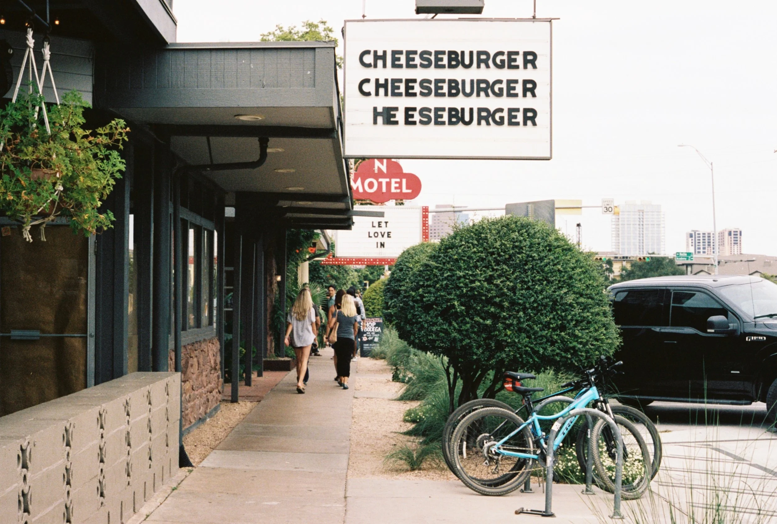 austin cheeseburger.jpg