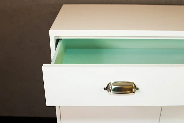 hutch det drawer.jpg