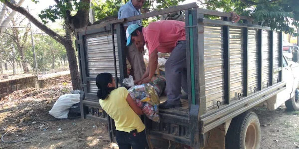 Finca Triunfo Verde coffee co-op in Mexico created the Family Support Initiative to provide food to members and help them stay at home.