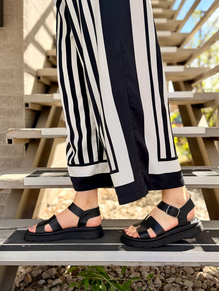 Ateliers Clara Black / My Saving Grace