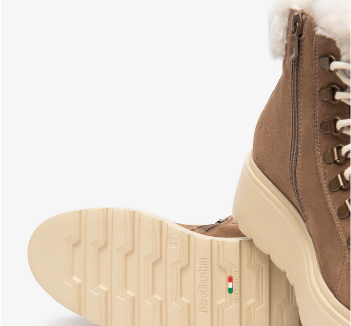 NeroGiardini Platform Hiker Boots I514906D | Chestnut (442) / My Saving Grace