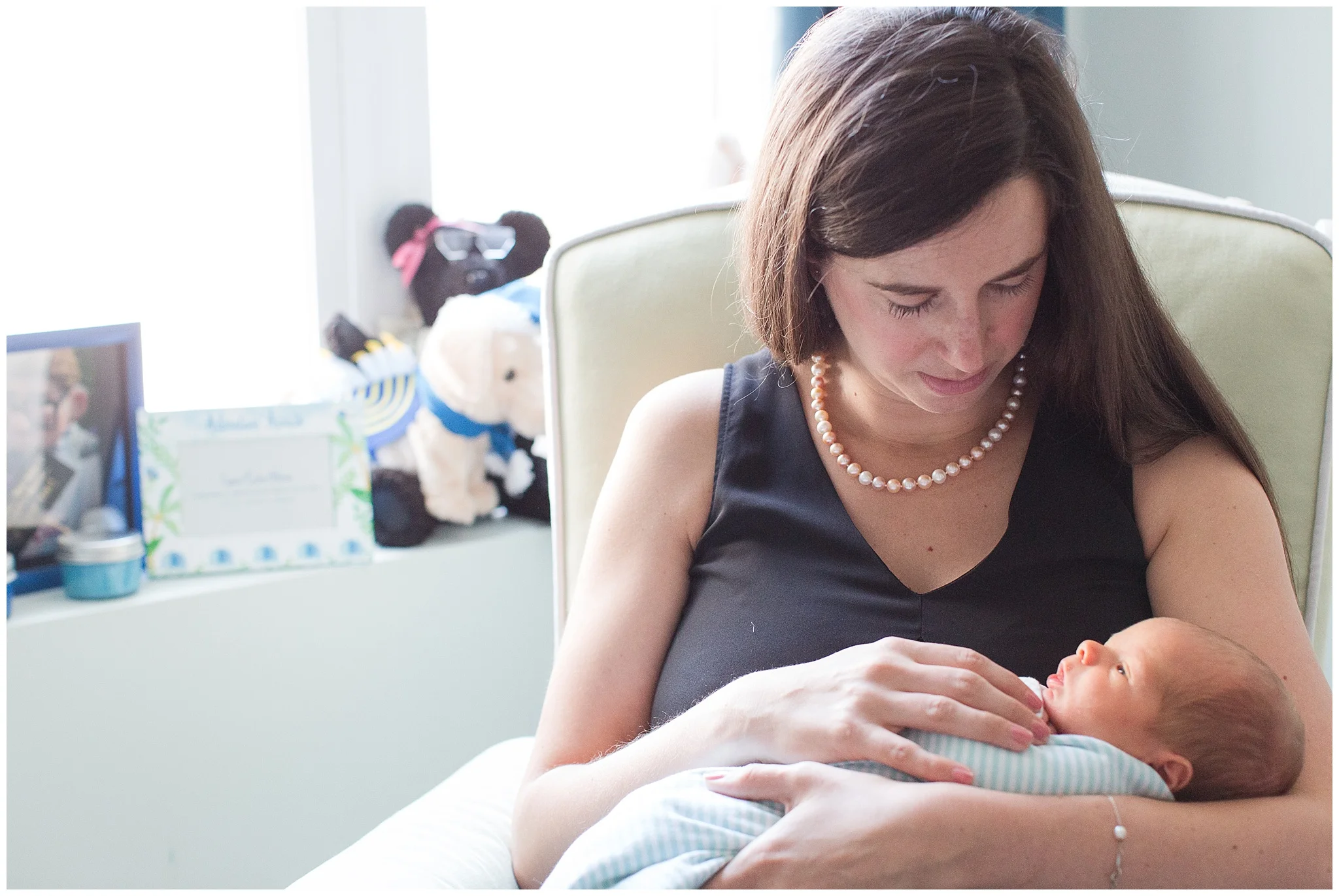 posed_newbornsession_0011.jpg