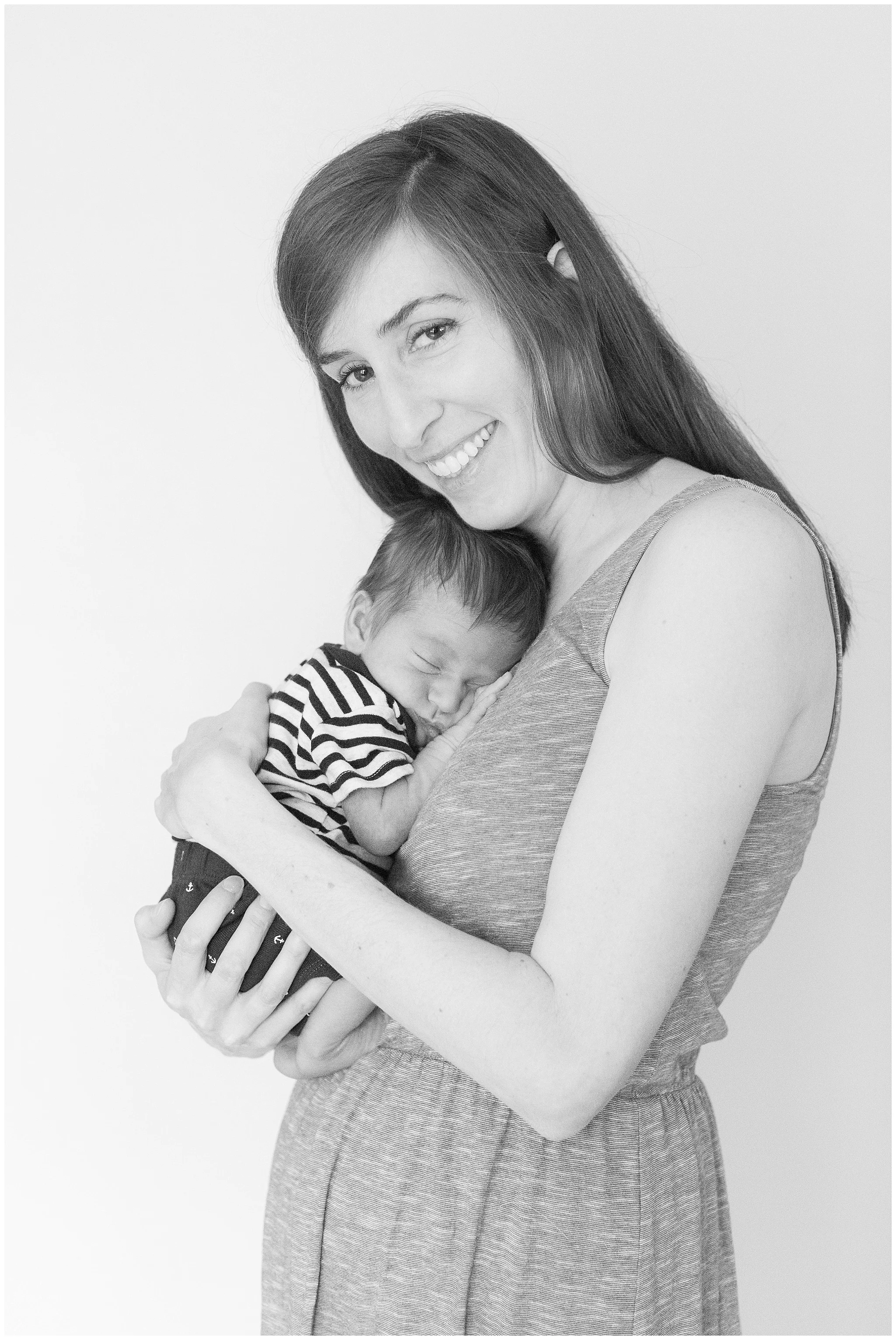 newbornfamily_fostergrcich_0024.jpg