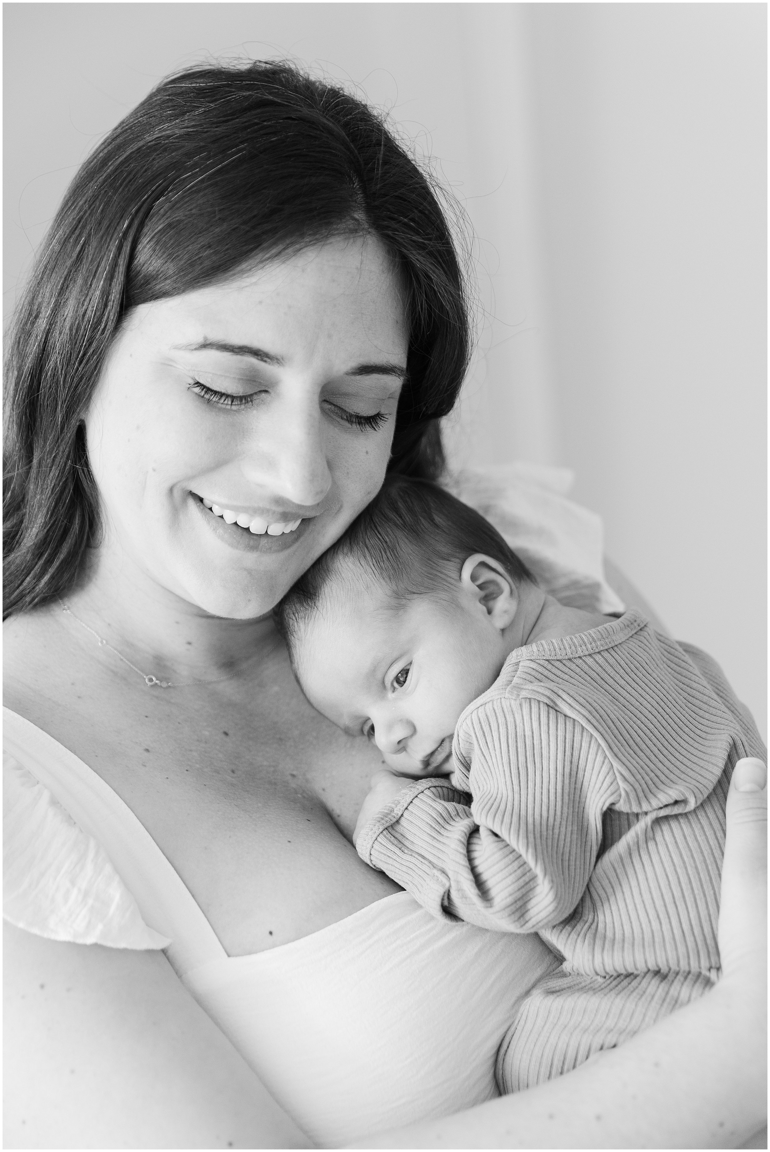 Senyitko-newborn-blog_0013.jpg