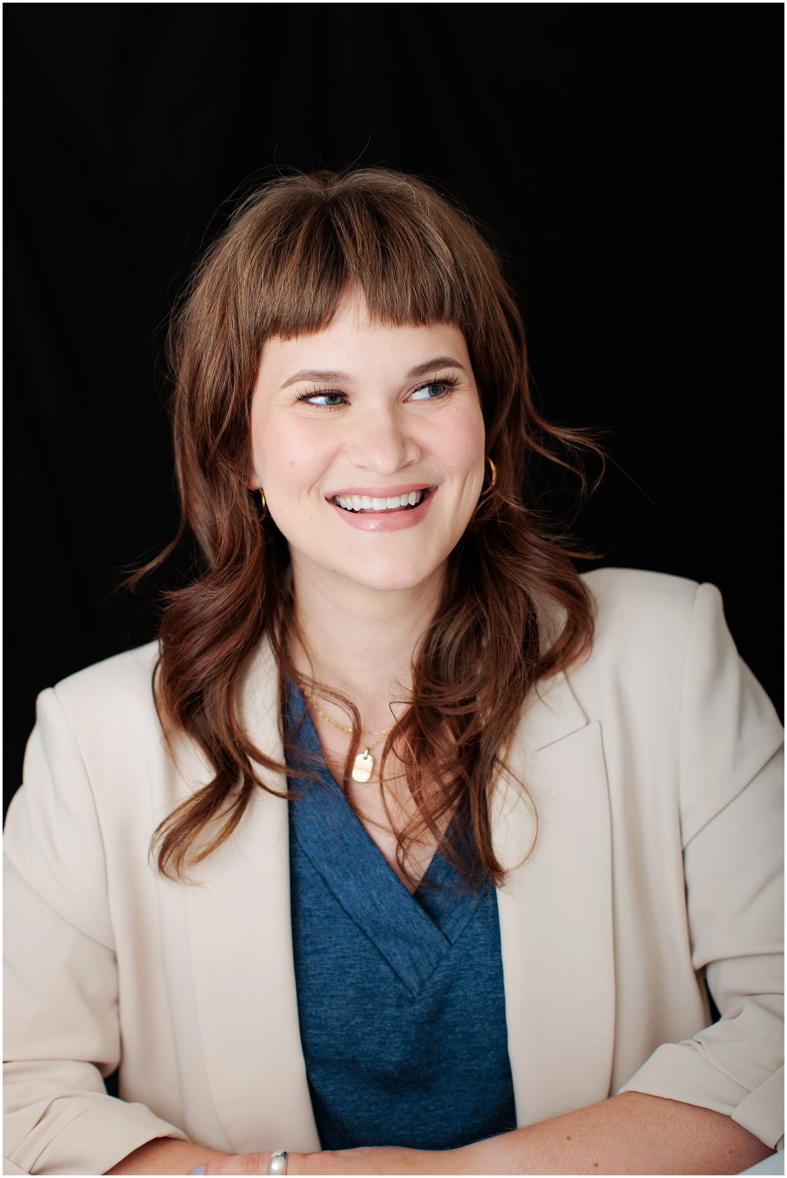 ErinH-headshots_0006.jpg