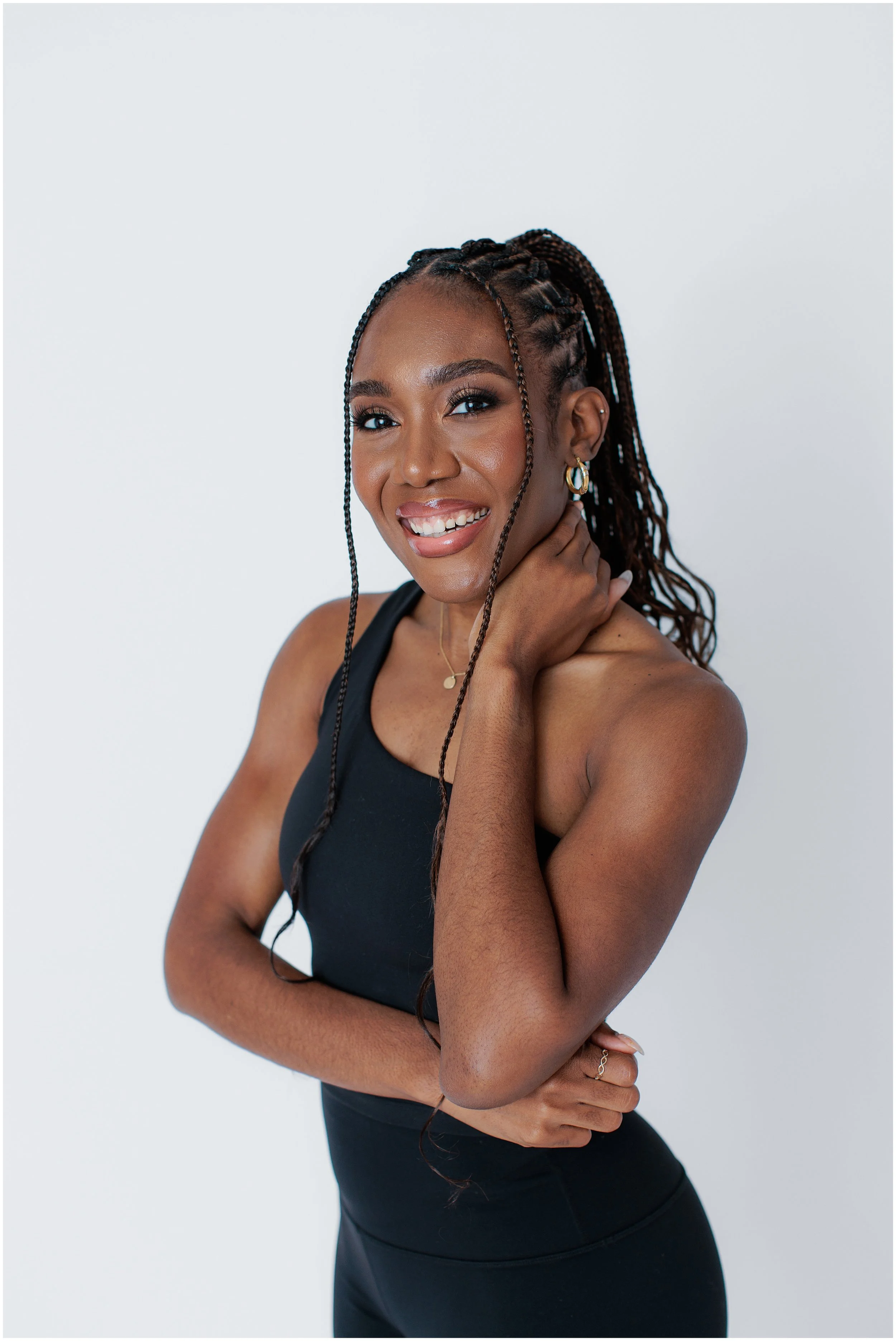 Veniqua-fitness-brand_0001.jpg