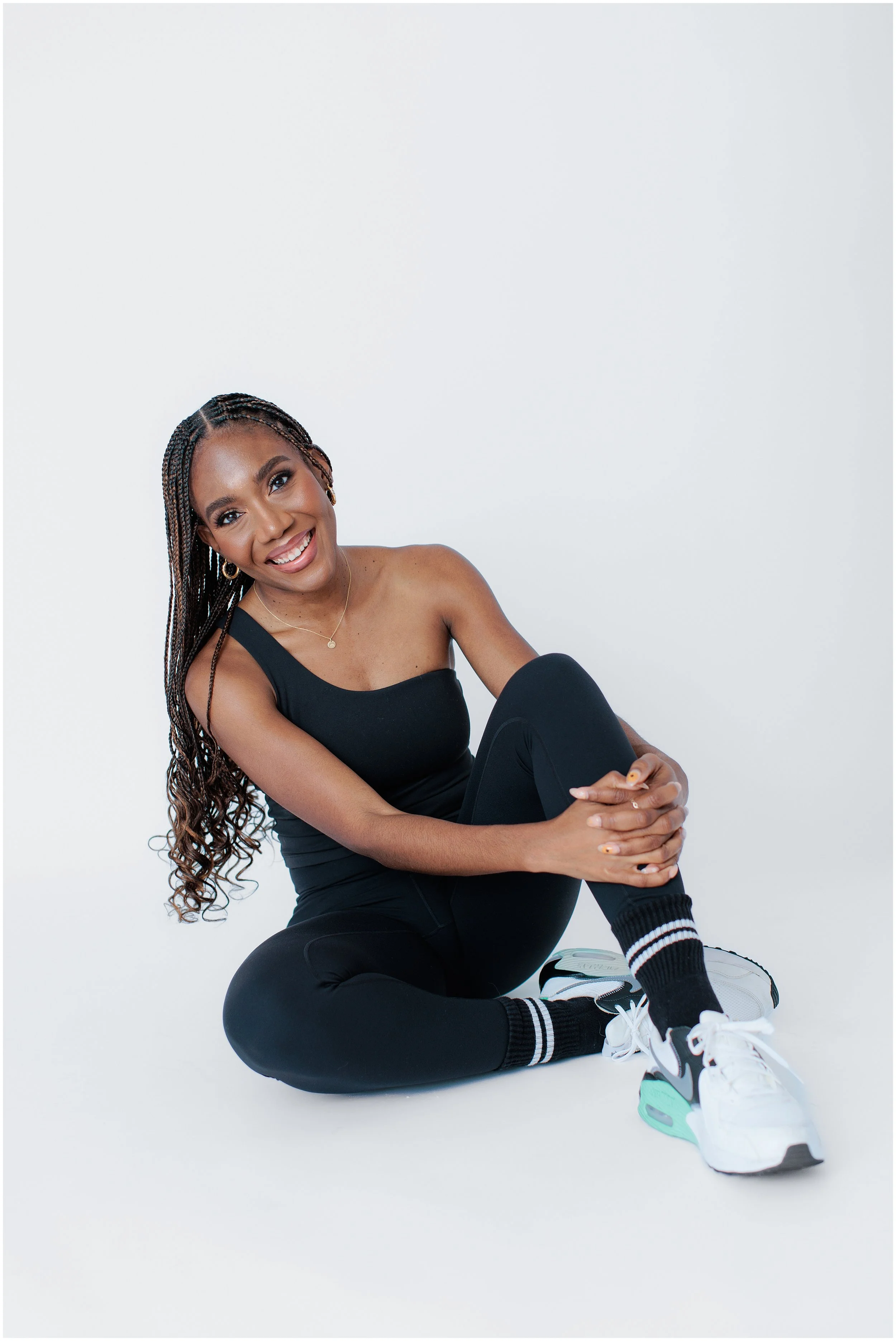 Veniqua-fitness-brand_0008.jpg