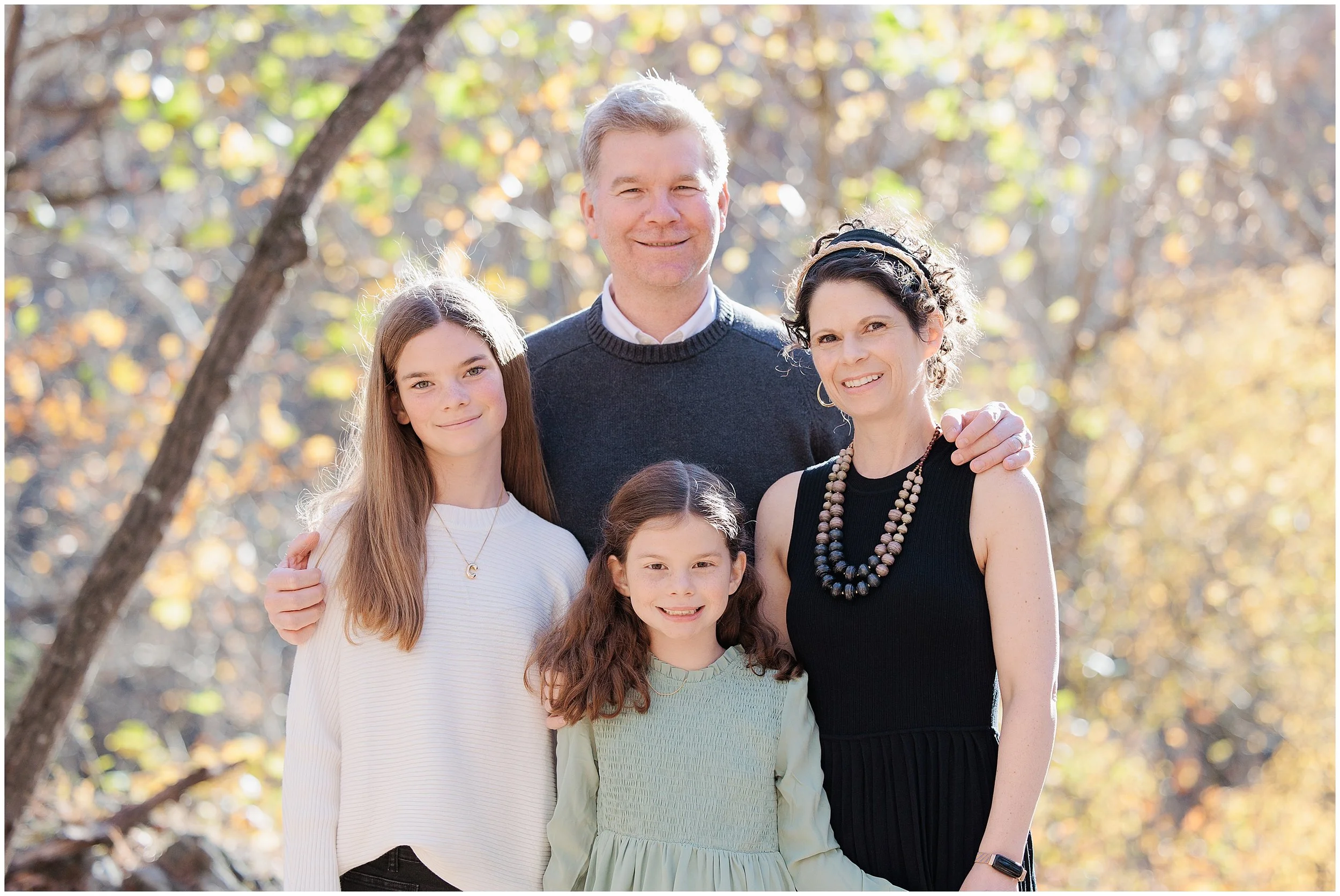 Lockhart-family-fall_0001.jpg