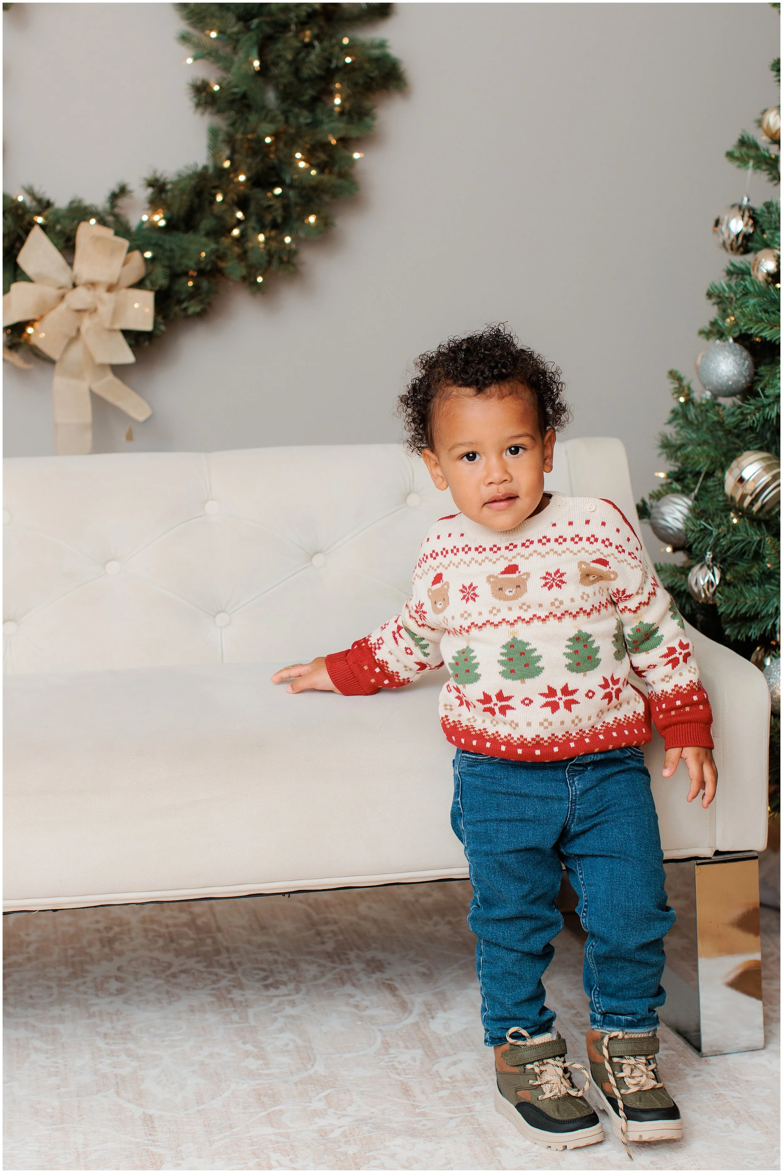 Neighbours-Christmas-mini-family-studio_0010.jpg