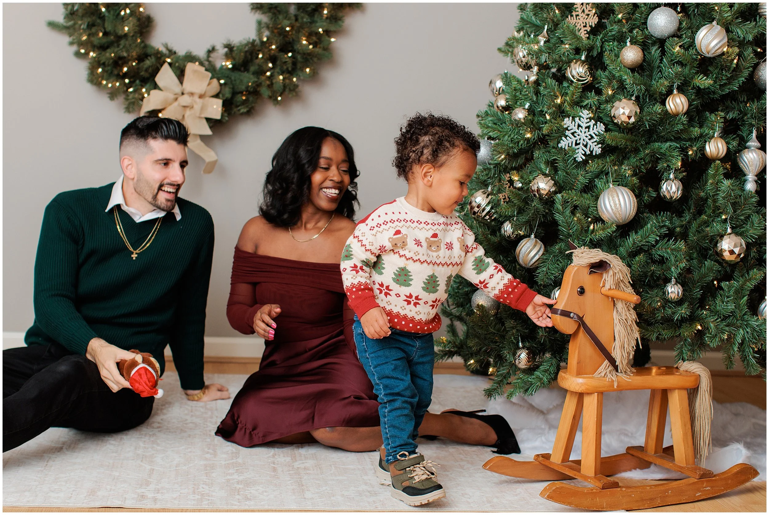 Neighbours-Christmas-mini-family-studio_0014.jpg