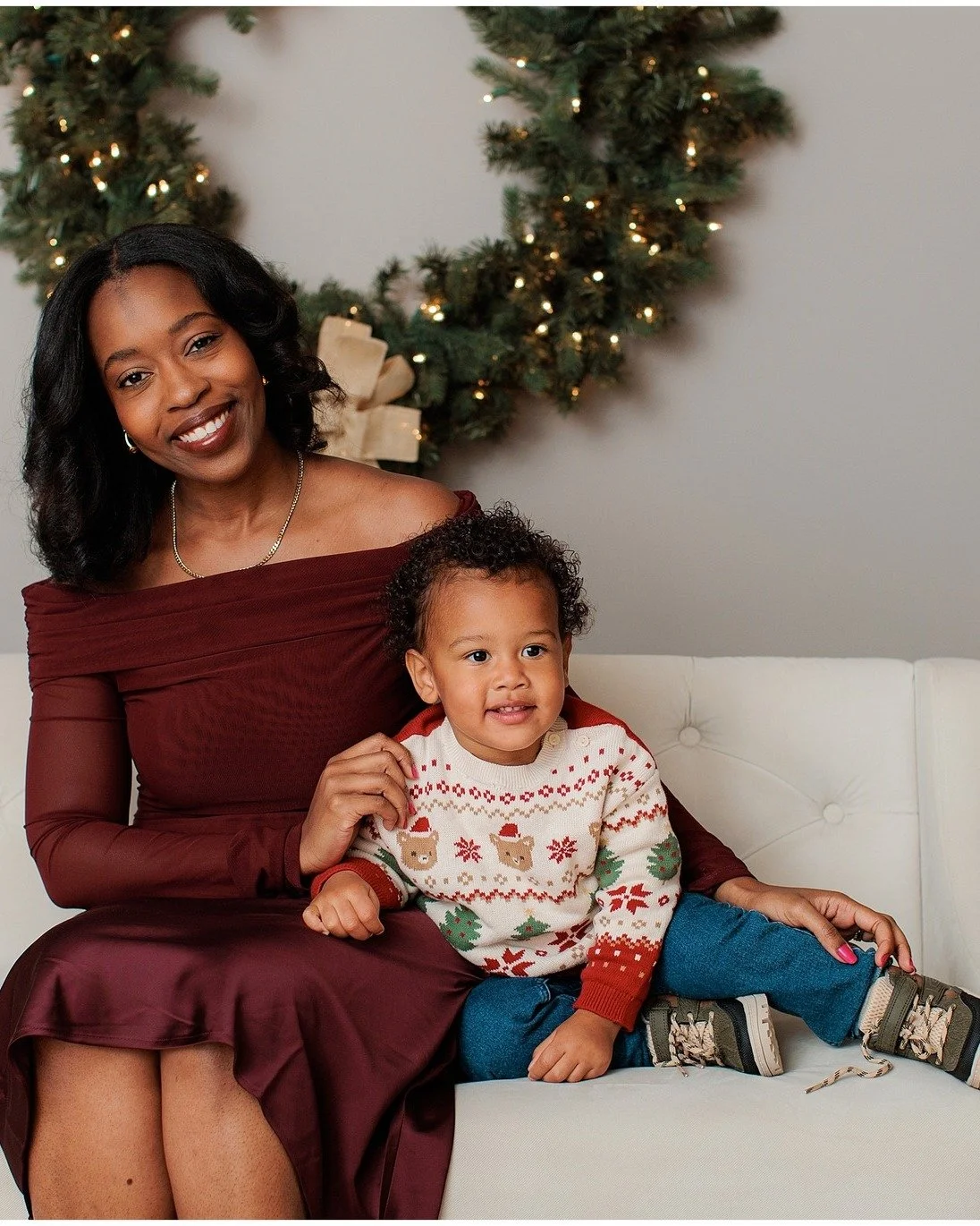 Christmas came early.
22-month-old Micah brought all the energy and all the curiosity to the studio.
Warm. Easy. Cozy.
Perfect for toddlers who want to move and parents who want to stay warm.
🎄 Studio minis are happening!  Reach out if you'd like to