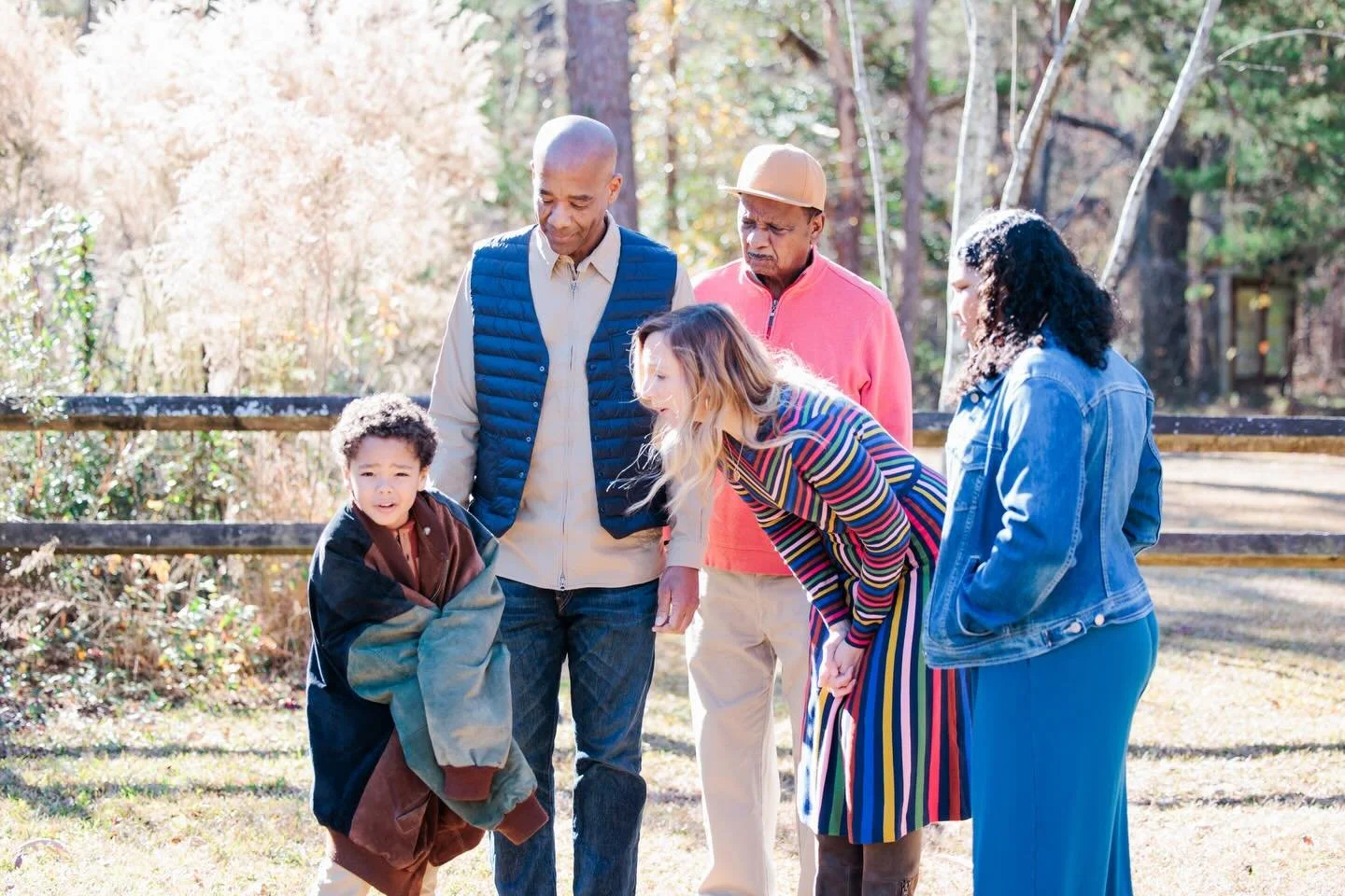Happy &ldquo;just trying to get 1 good family photo&rdquo; season to all who celebrate&hellip;.

I feel your pain &amp; experience it myself, just in case you thought I was immune&hellip;.😜

It just proves it takes anyone except the mom to get that 
