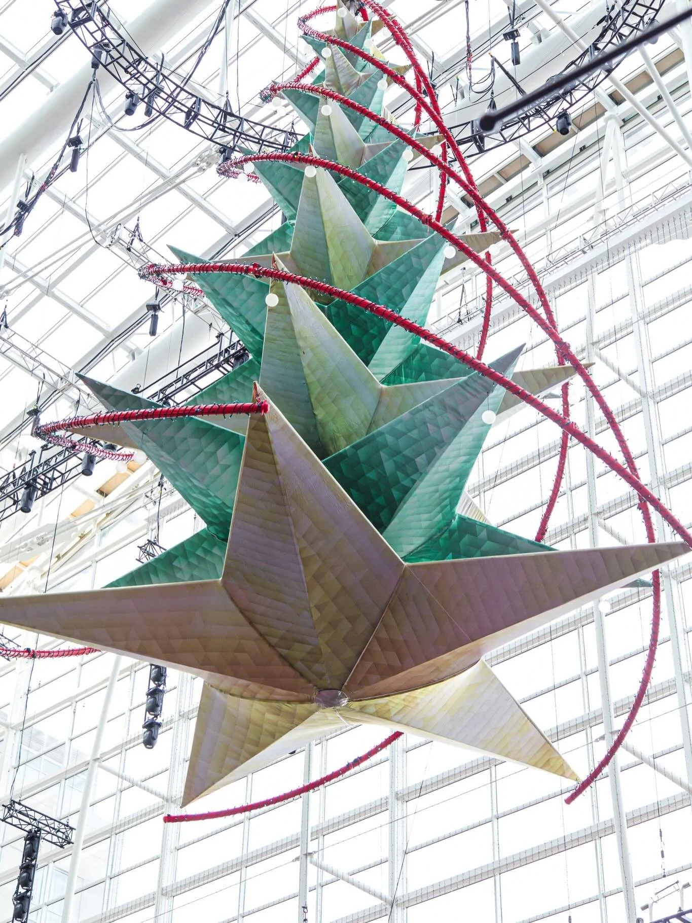 The boys were sick, so it was girls day out for Christmas at the Gaylord &amp; ICE! Exhibit! It was 🥶but a great experience! 🎄