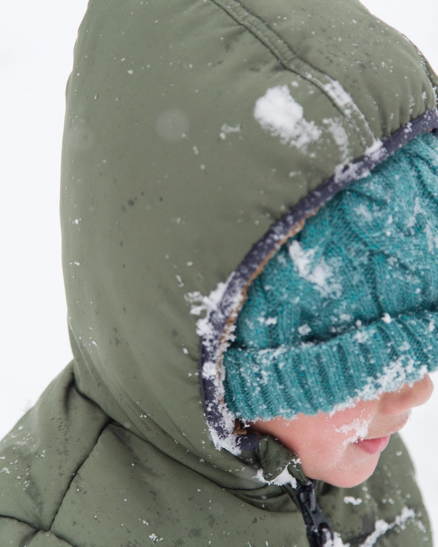 Unless you've been living under a rock, the word on the street is we're getting significant snow this weekend! 

So- here are some snow day photo tips for all my winter-loving families! ❄️📸

If you're heading out this weekend, here&rsquo;s how to sn