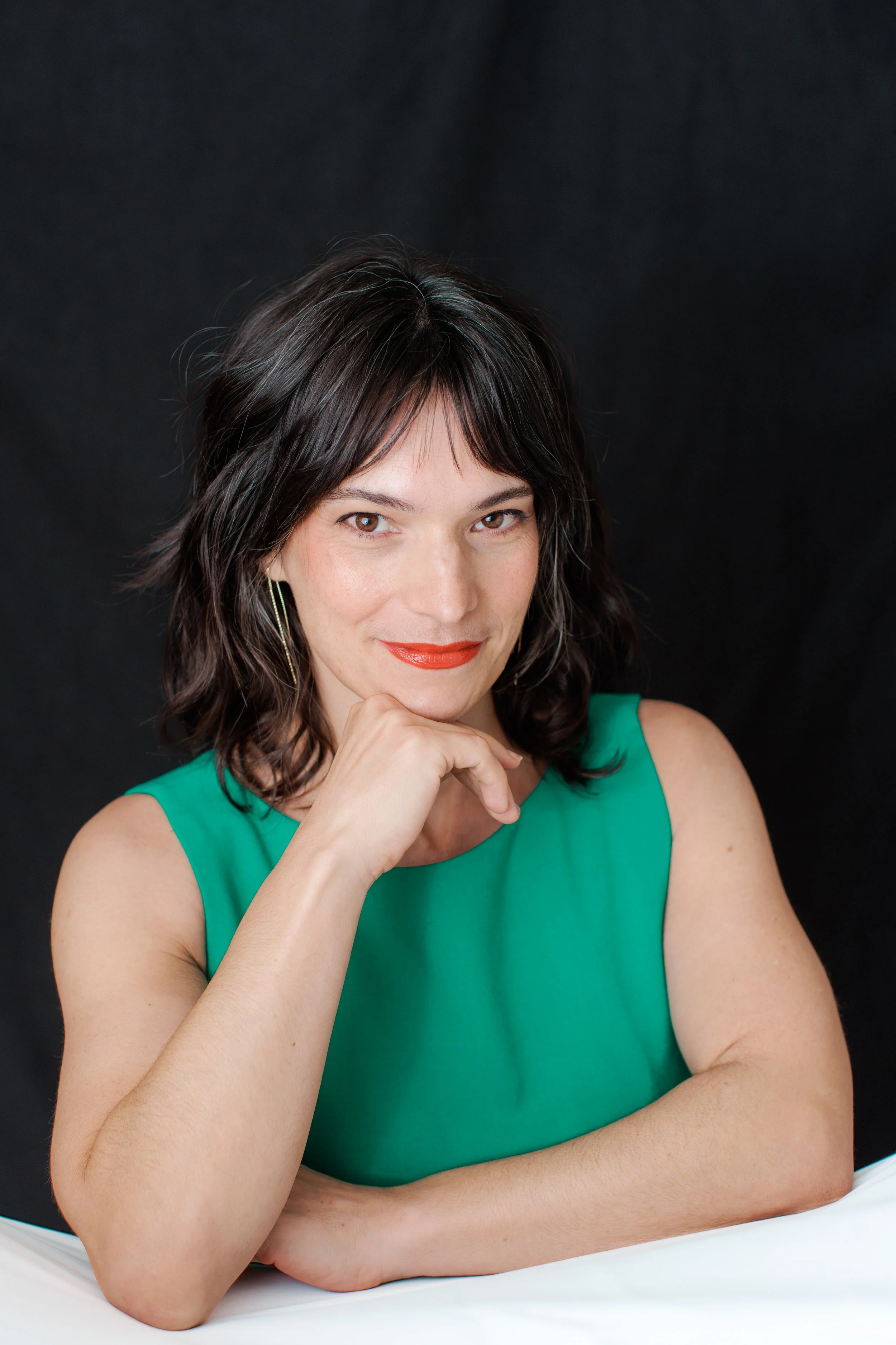 woman getting a headshot taken in Silver Spring MD