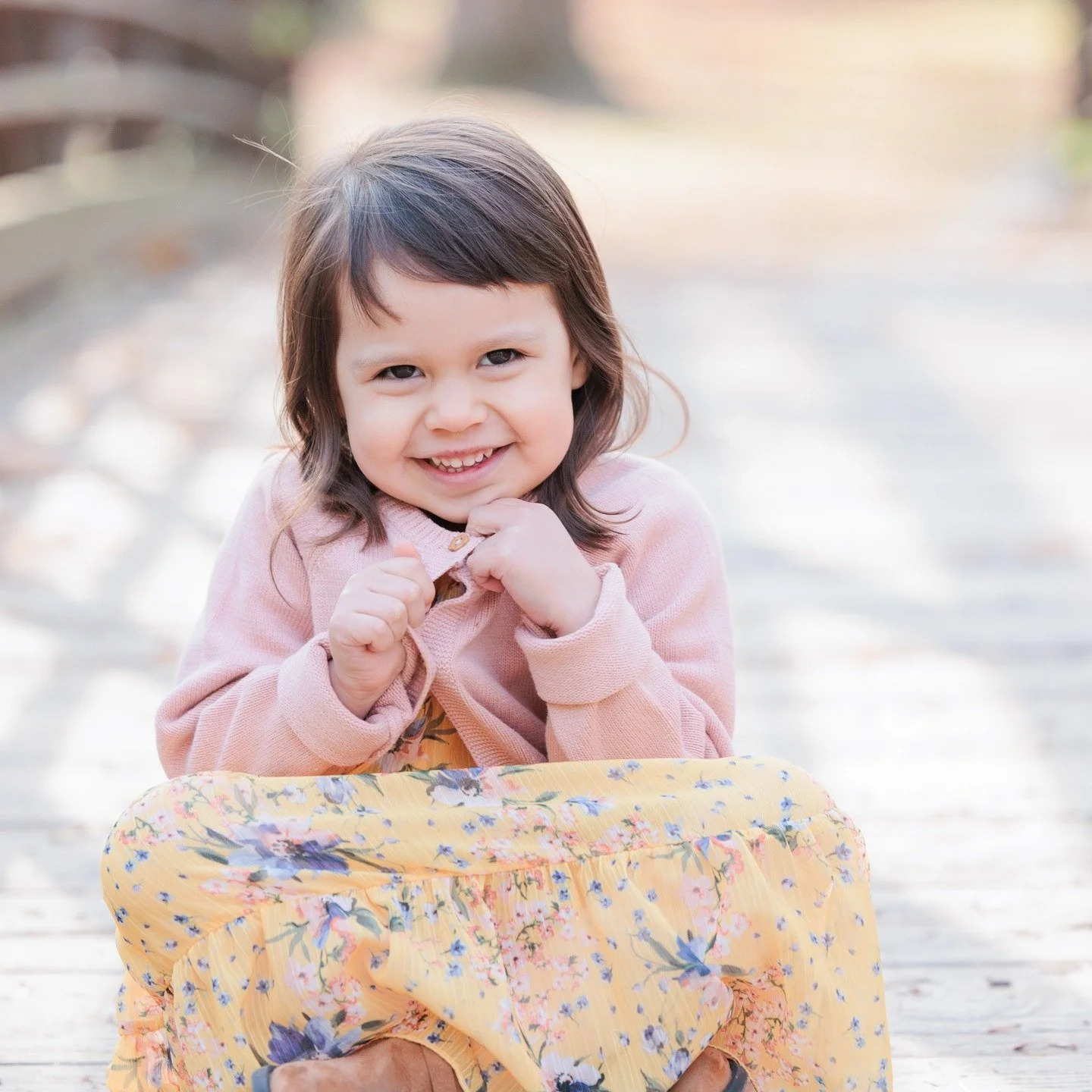 The photos you&rsquo;ll love later won&rsquo;t be about the location.

They&rsquo;ll be about:
how your kids leaned into you
how everyone relaxed halfway through
the little moments you didn&rsquo;t plan

The location just helps make that easier.

I j